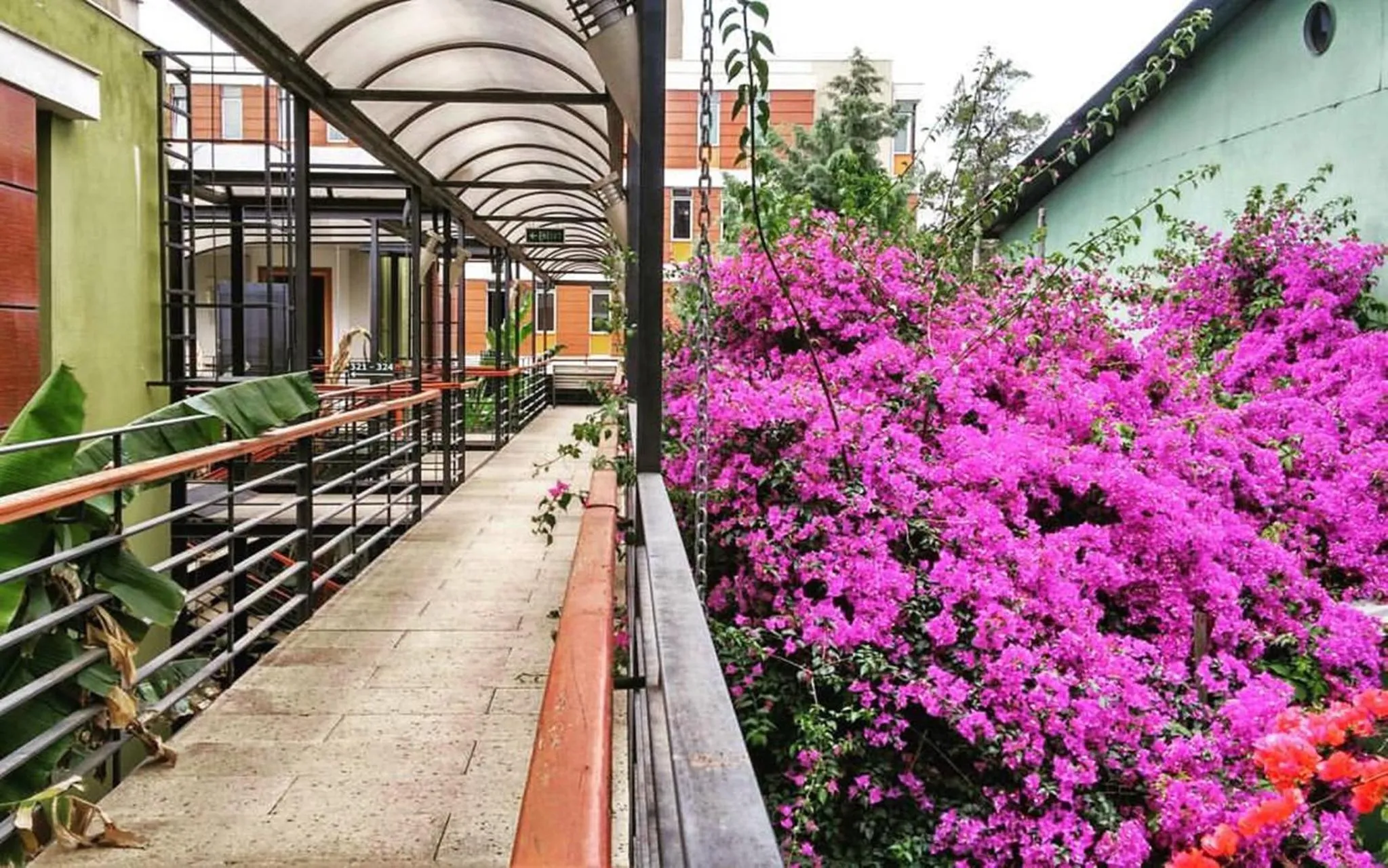 Property building in Çetinel Otel