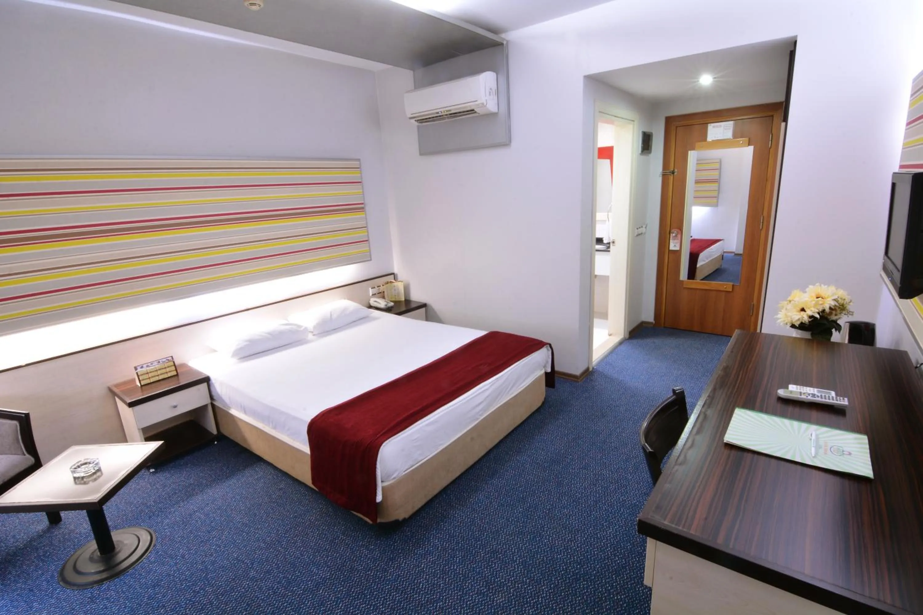 Bed in Çetinel Otel