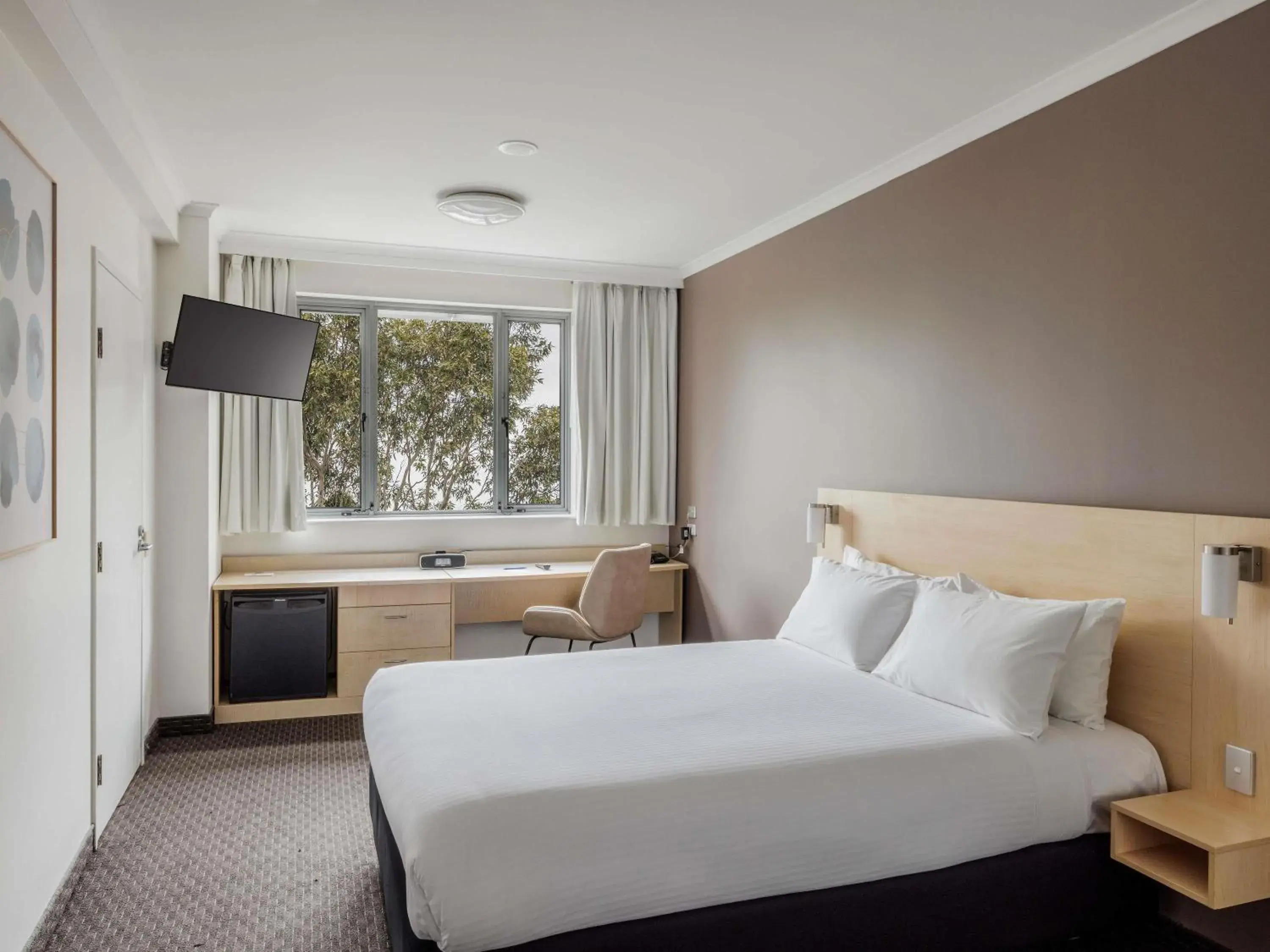 Standard Double Room - Mobility Accessible in ibis Sydney Olympic Park Standard Double Room - Mobility Accessible in ibis Sydney Olympic Park