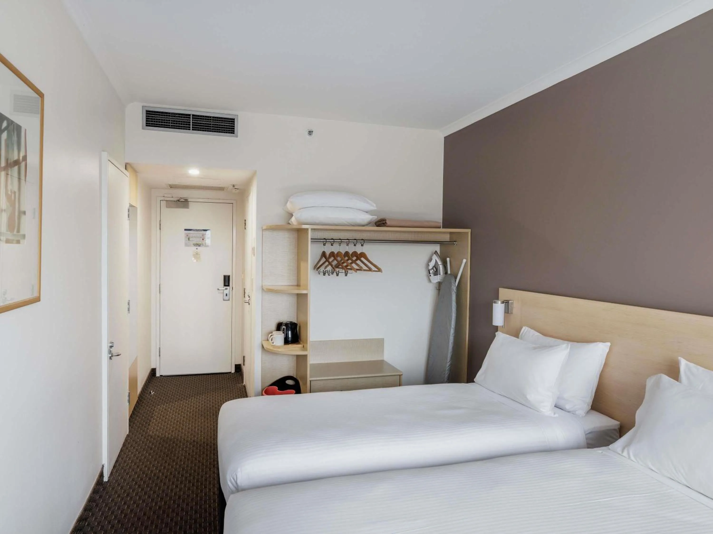 Bedroom, Bed in ibis Sydney Olympic Park