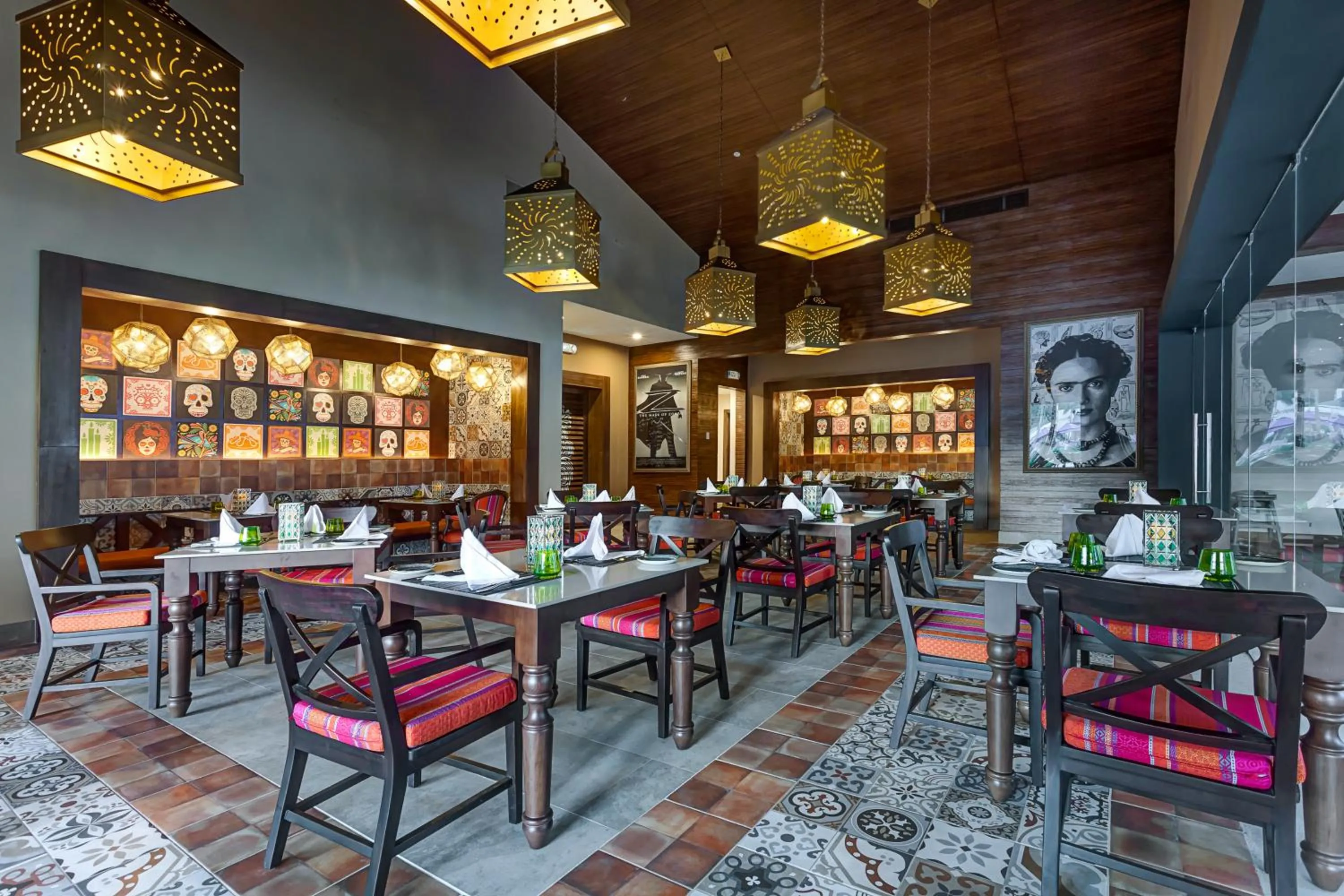 Restaurant/places to eat in Planet Hollywood Costa Rica by Royalton, An Autograph Collection All-Inclusive Resort