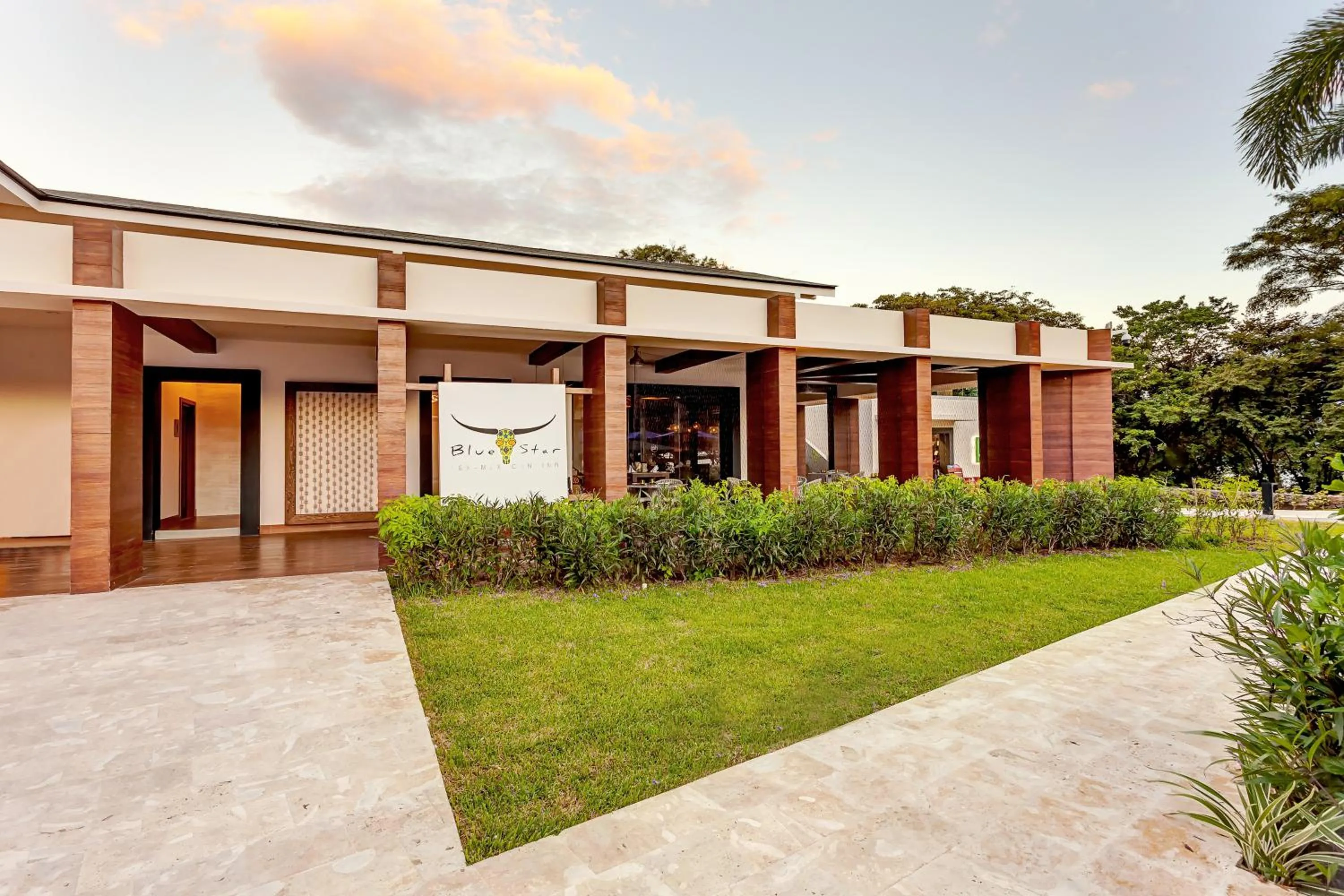 Restaurant/places to eat in Planet Hollywood Costa Rica by Royalton, An Autograph Collection All-Inclusive Resort