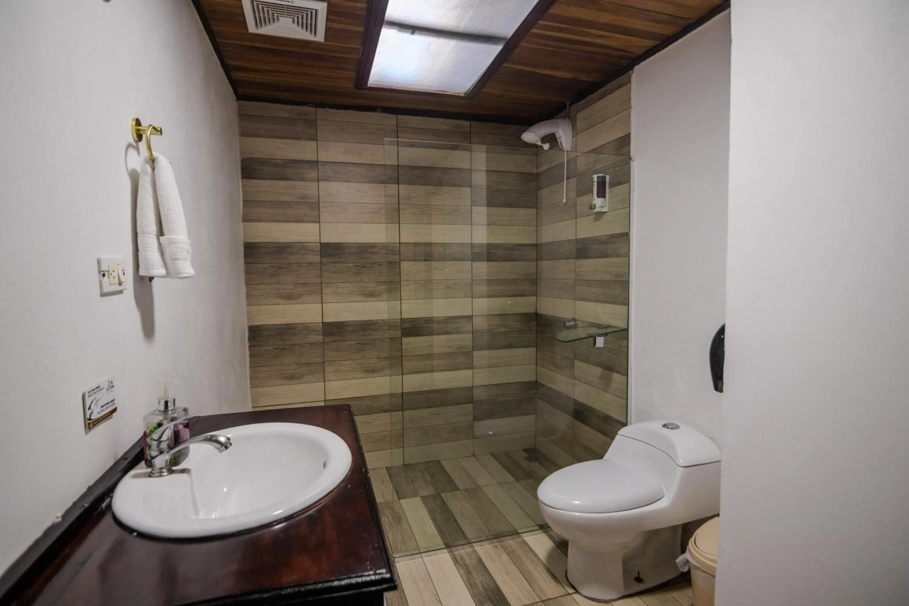 Bathroom in Hotel las Ardillas Monteverde