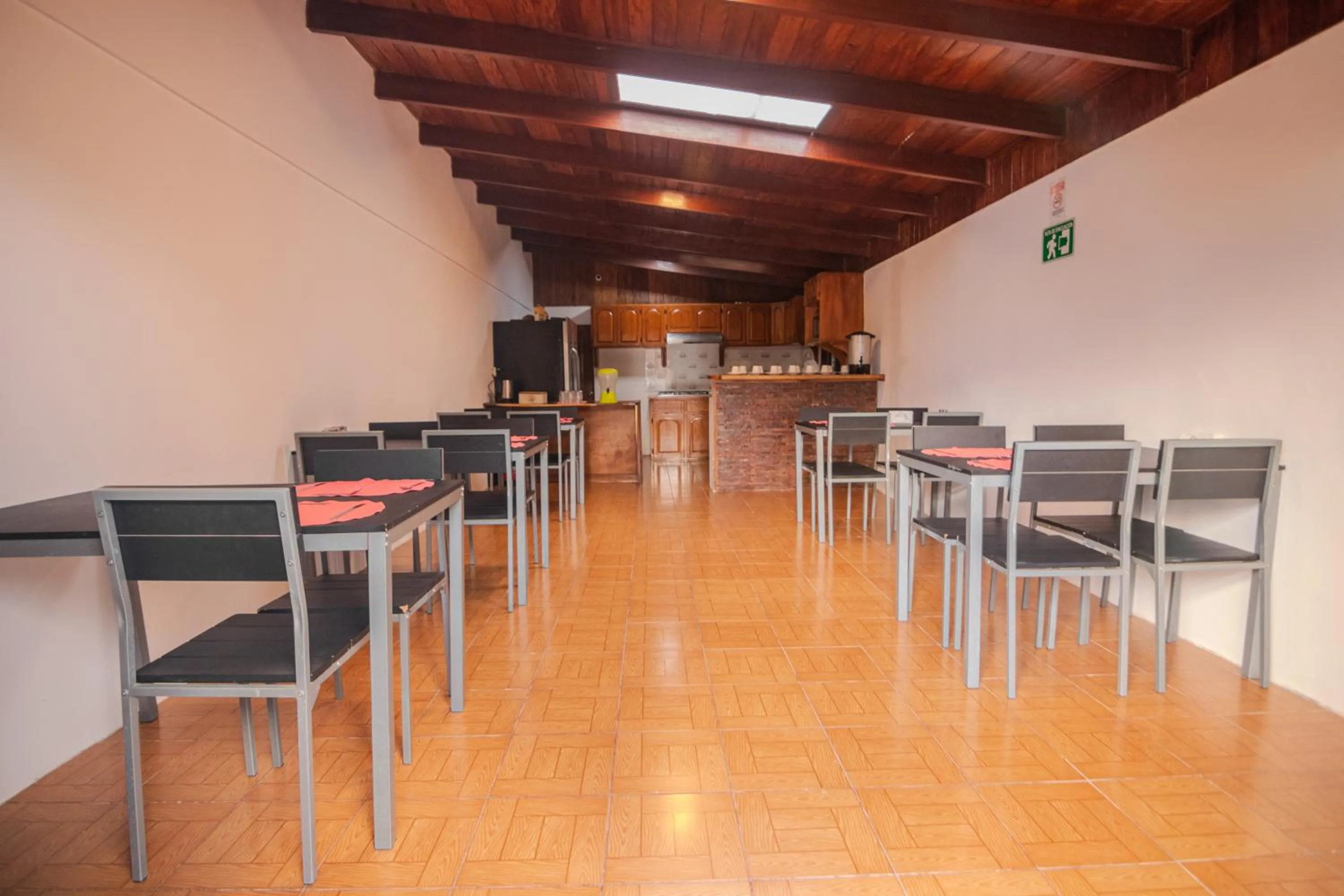 Restaurant/places to eat in Hotel las Ardillas Monteverde