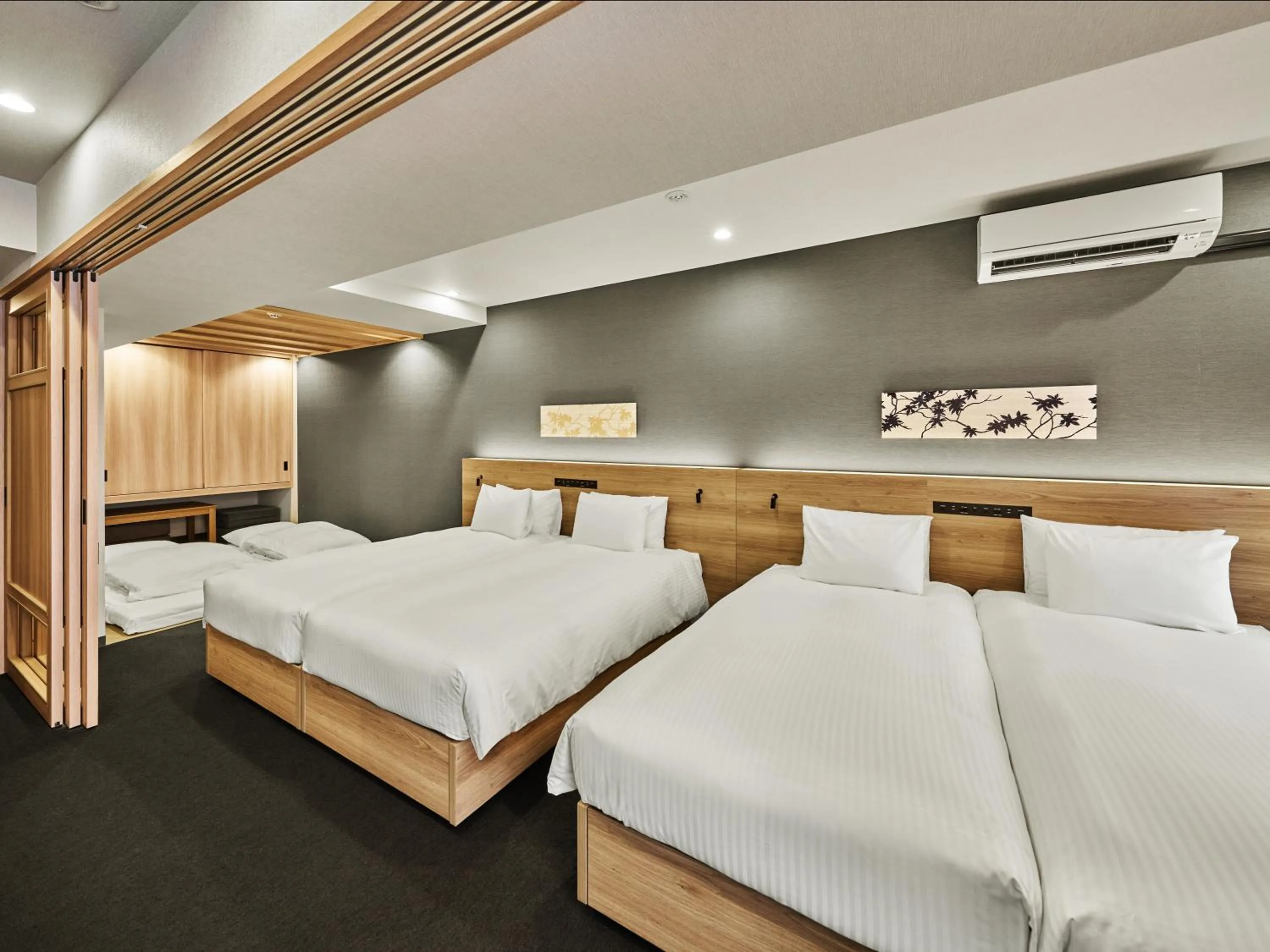 Bed in MIMARU Kyoto Shinmachi Sanjo