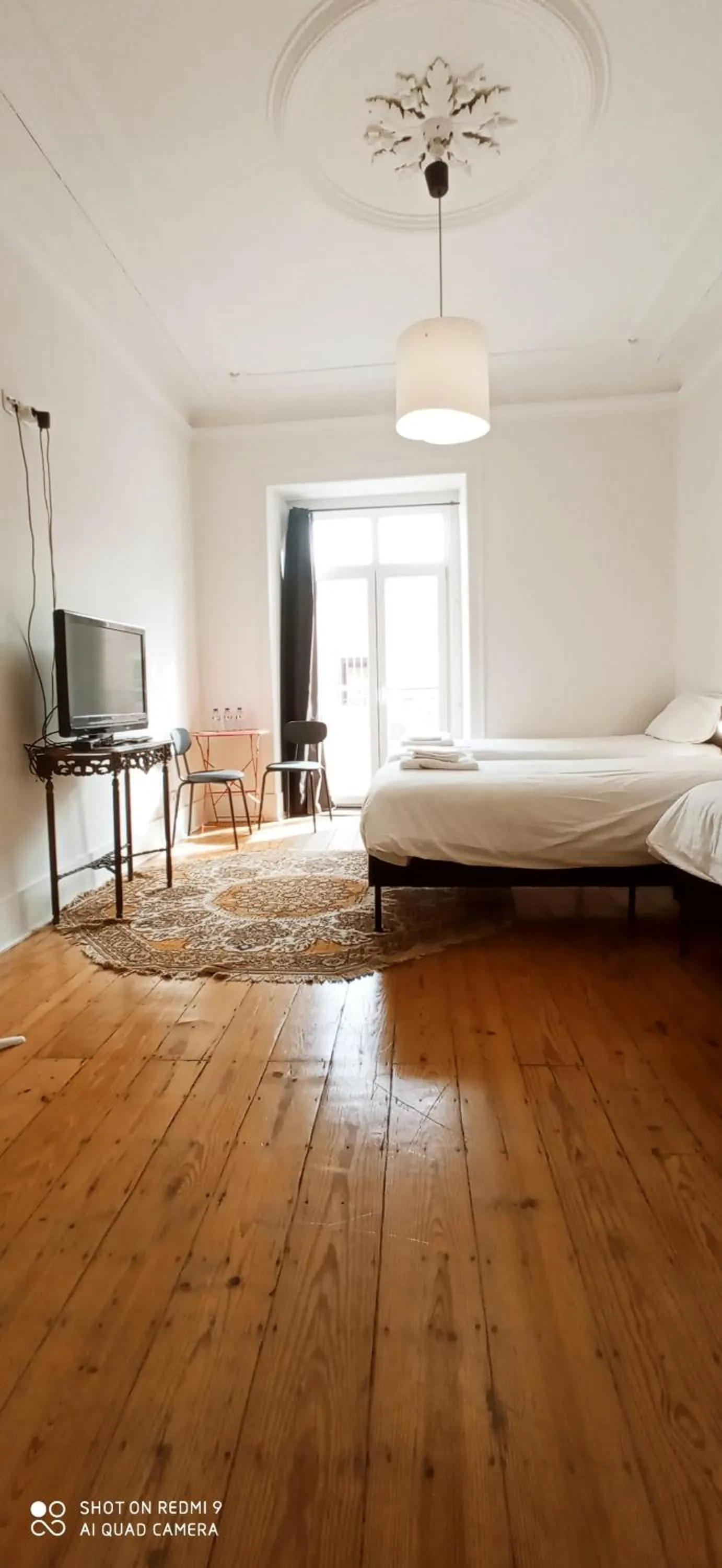 Bed in Happy at Chiado