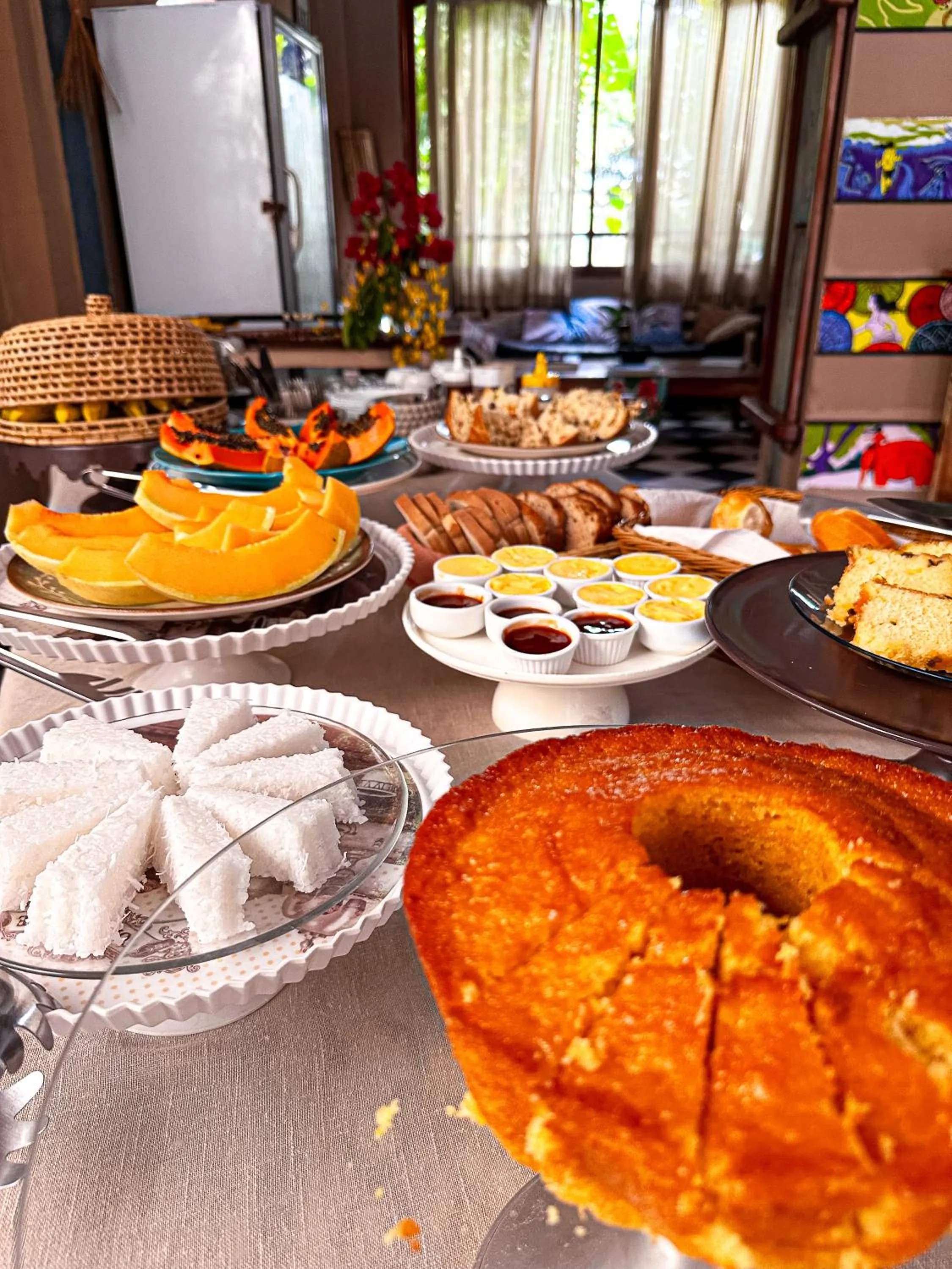 Buffet breakfast in Na Casa 11 - Pousada