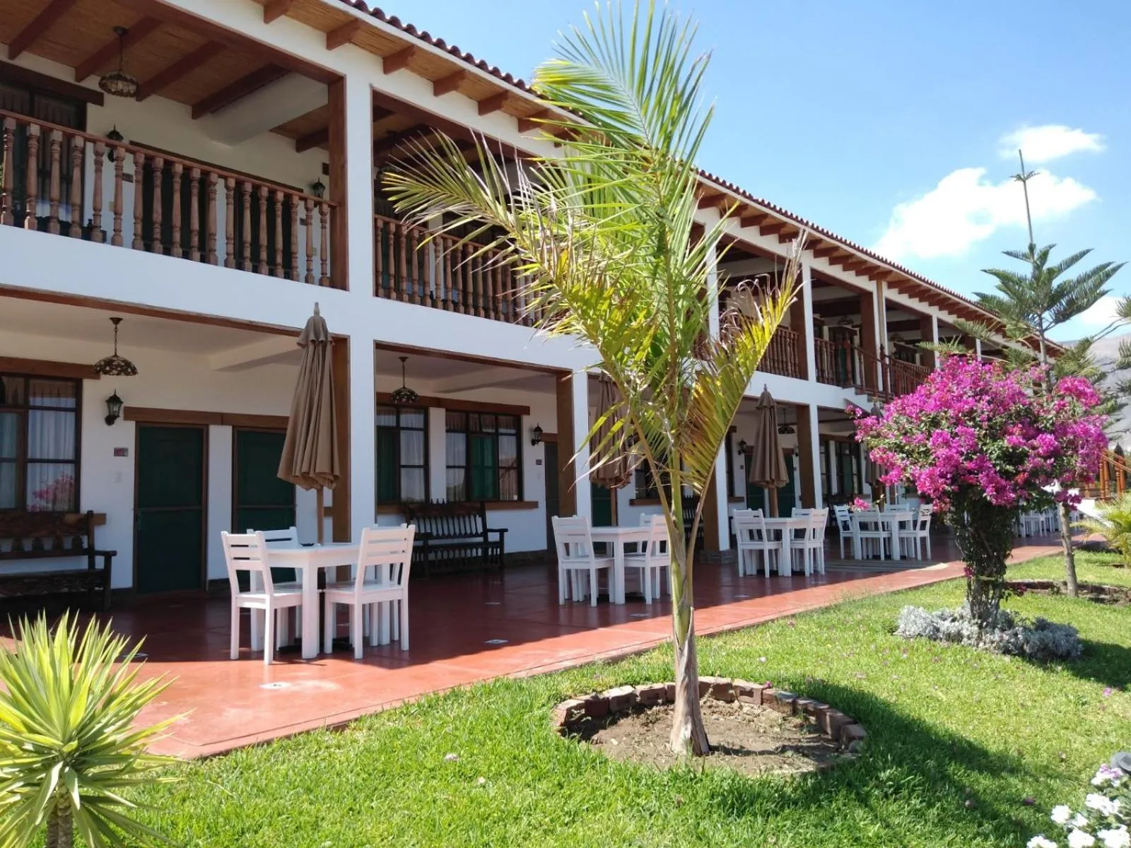 Facade/entrance in Casa Hacienda Nasca Oasis
