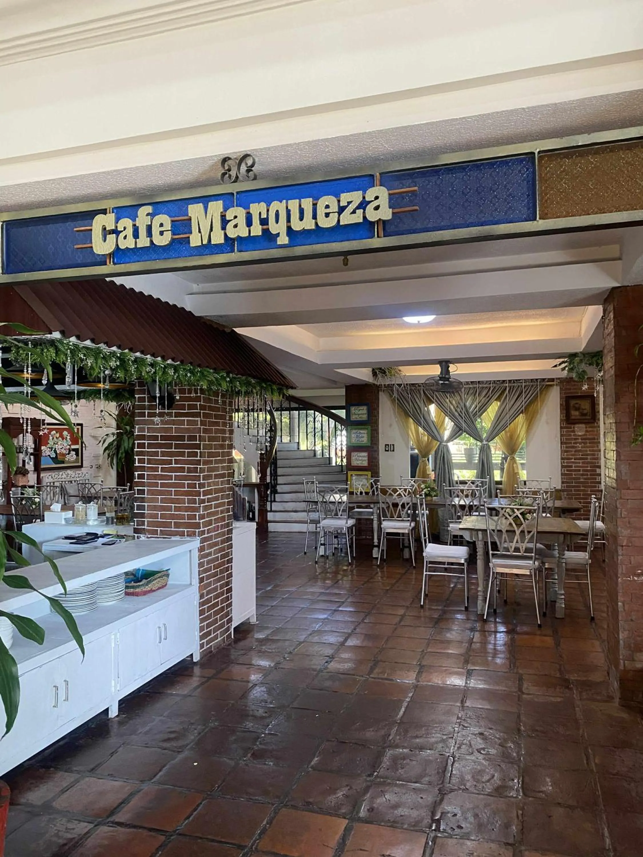 Restaurant/places to eat in The Palacio de Laoag