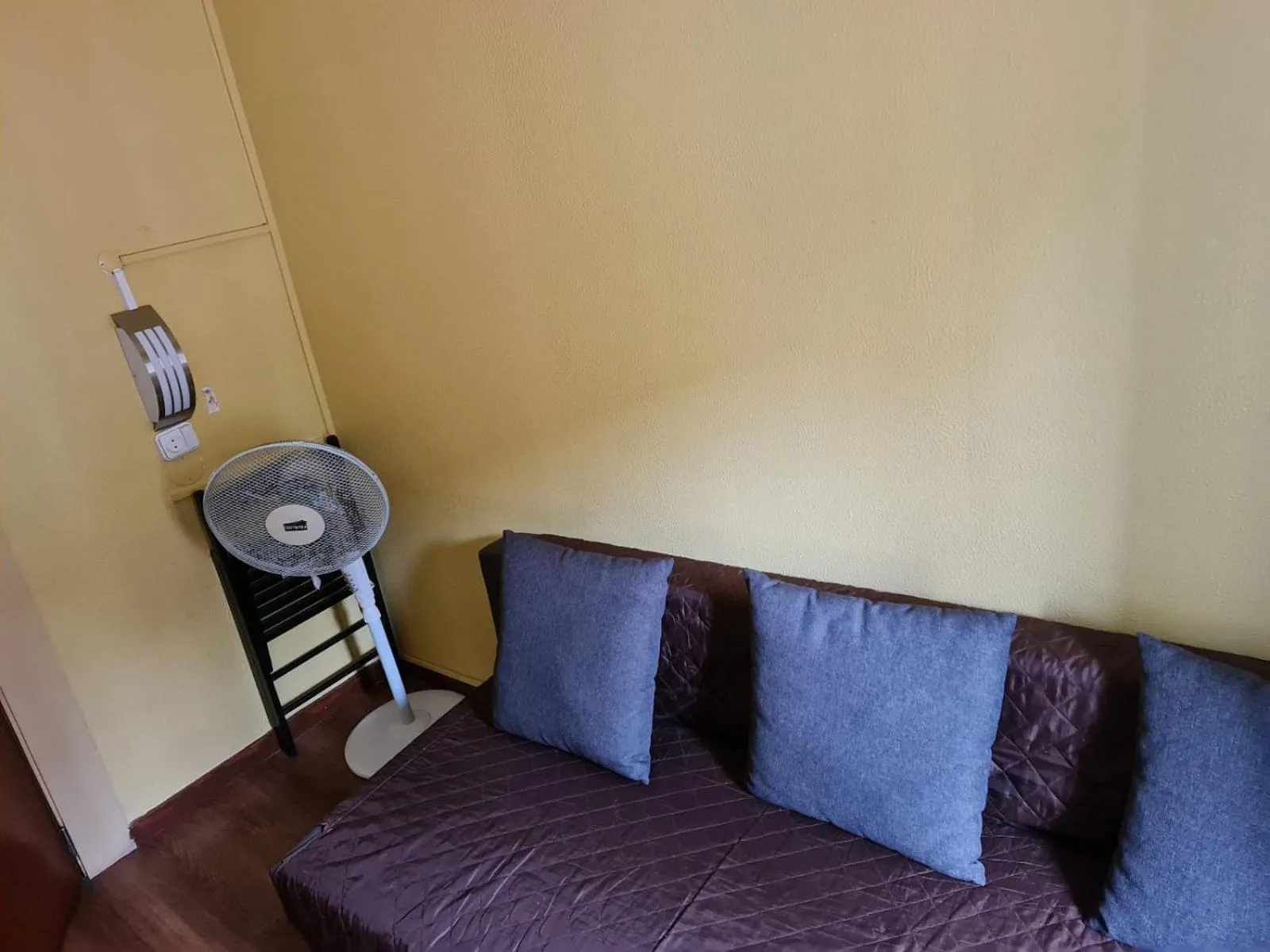 Bedroom in Pensao Residencial Flor dos Cavaleiros