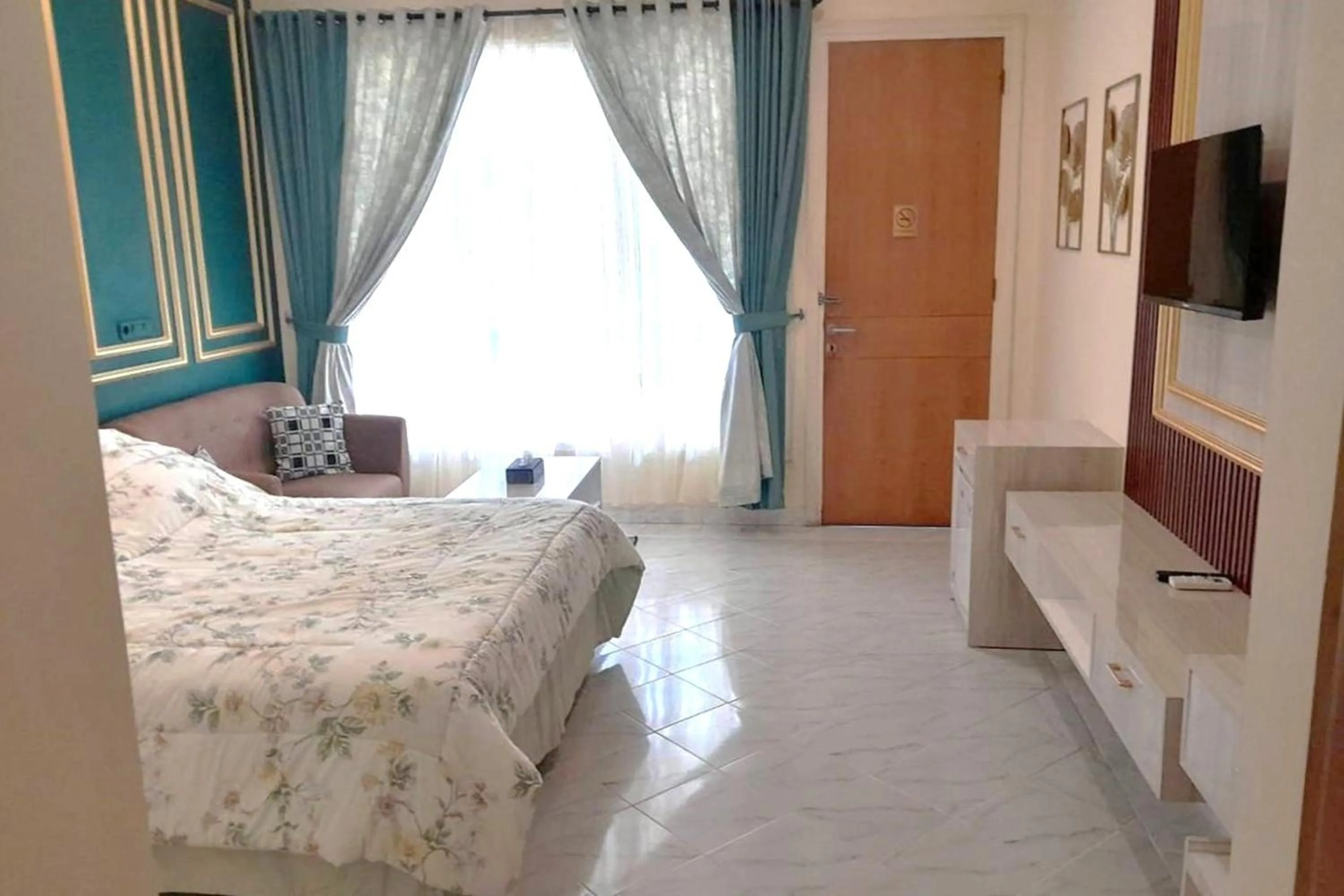 Bed in Puri Sawo Manila