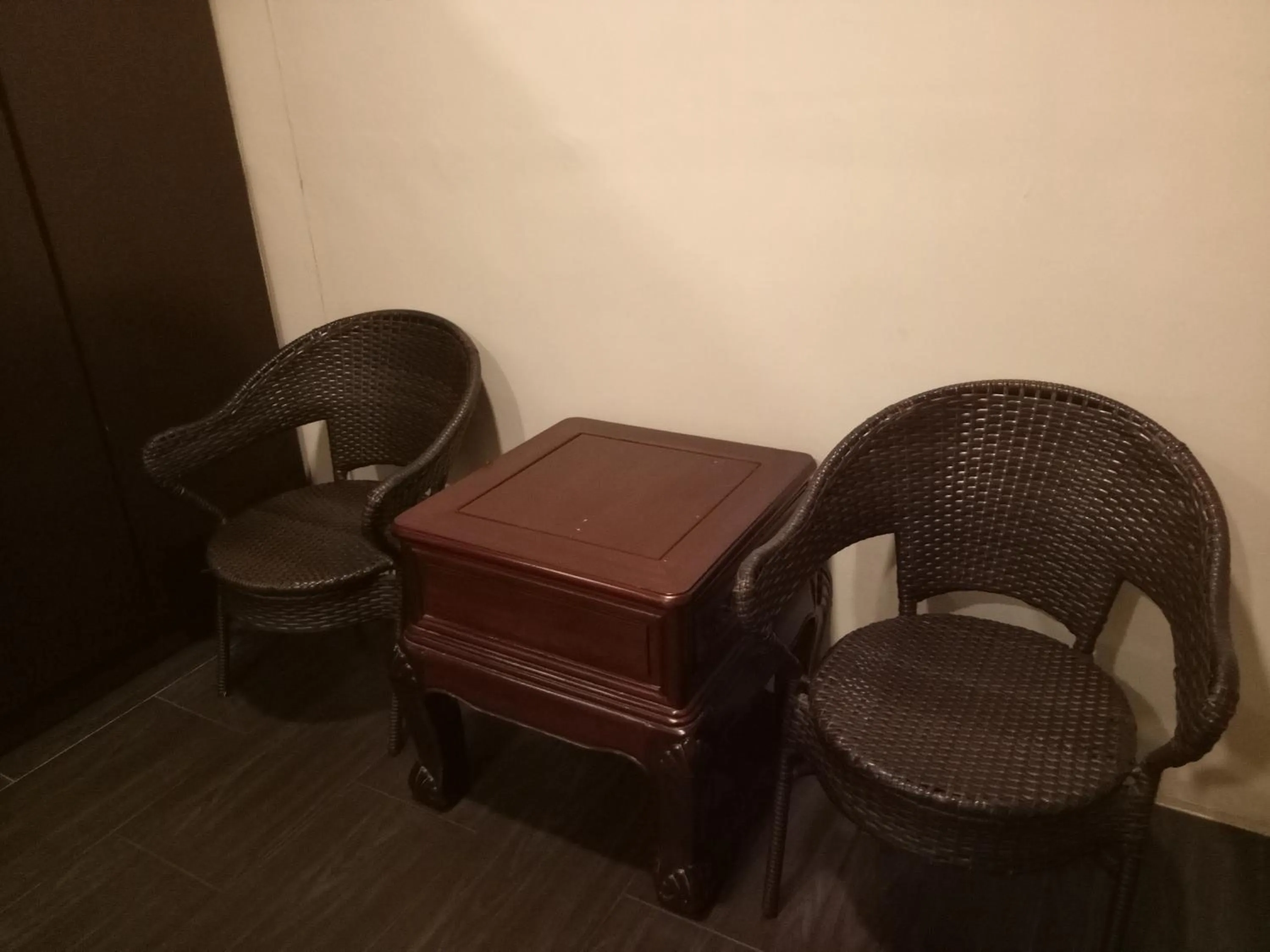 Seating area in Hotel Sri Bernam
