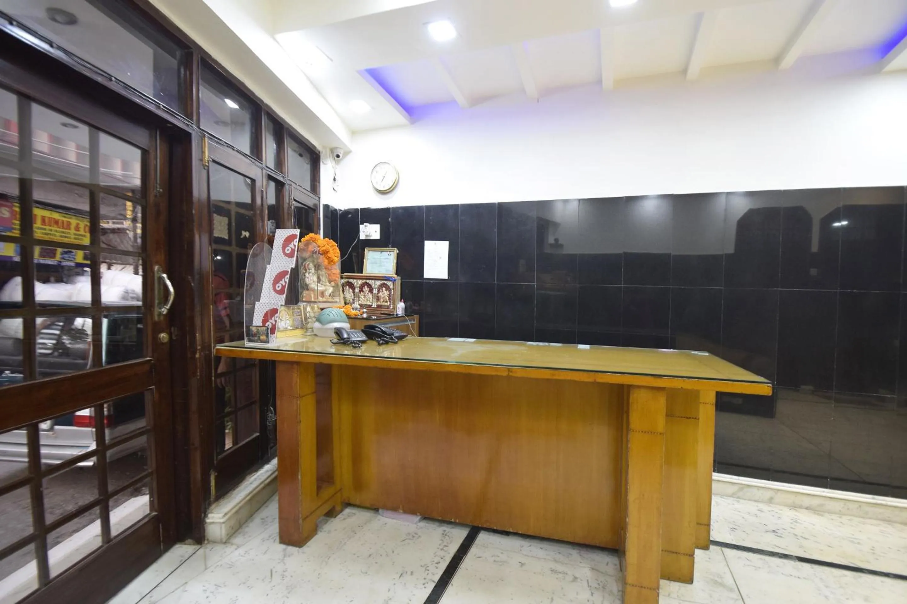 Lobby or reception in Super Hotel O Maa Residency