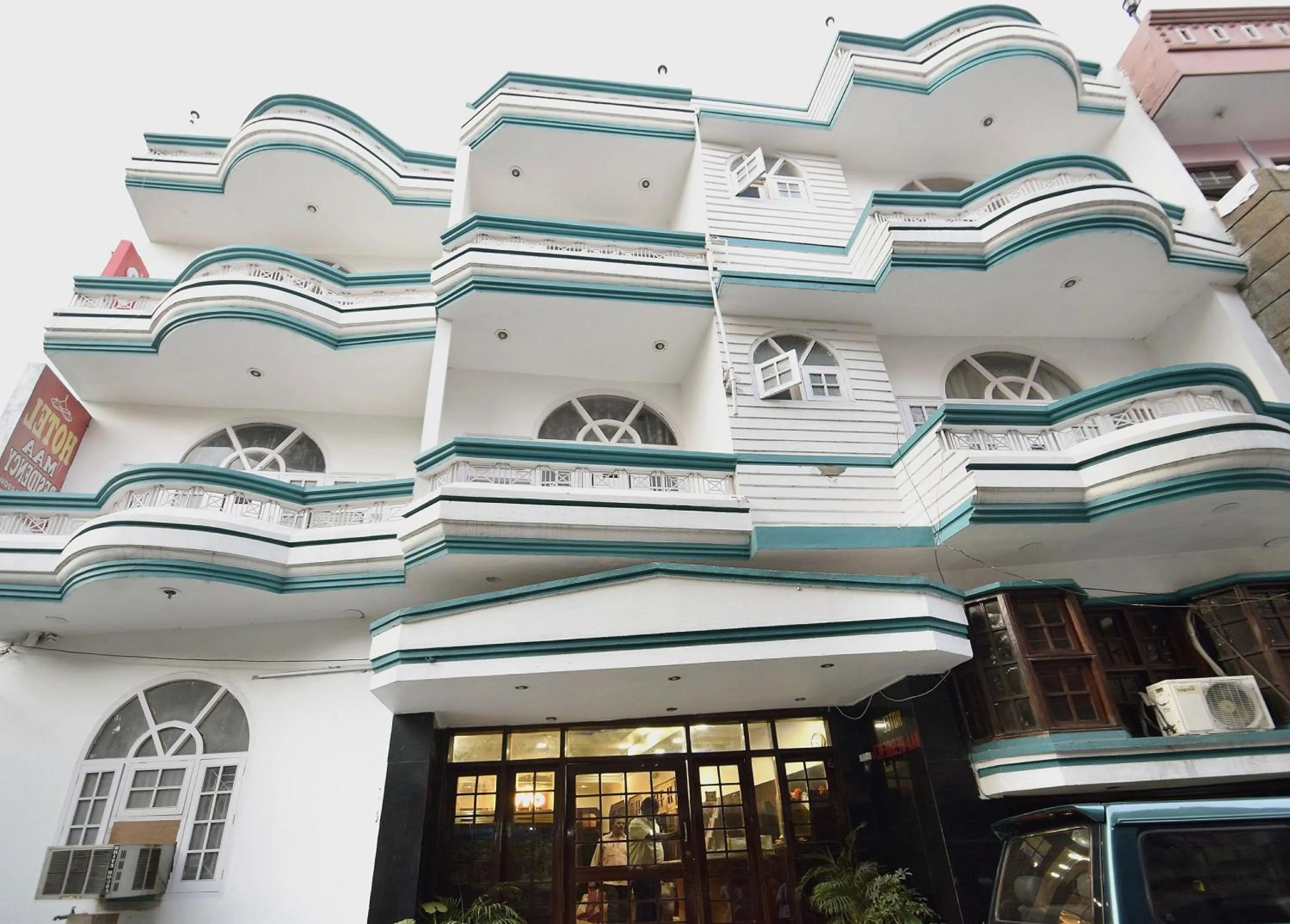 Facade/entrance in Super Hotel O Maa Residency