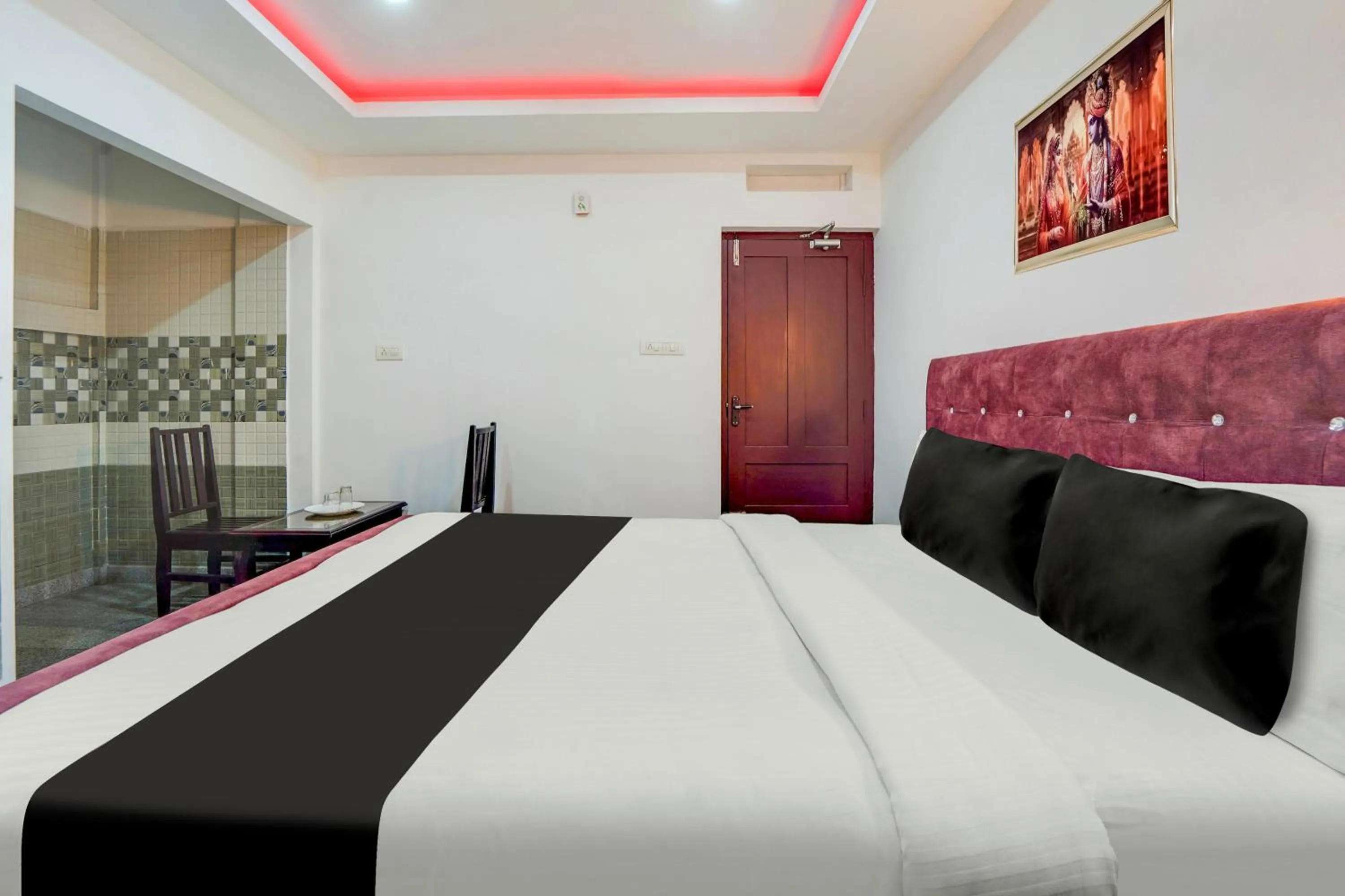 Bedroom, Bed in Hotel O Aluva Town