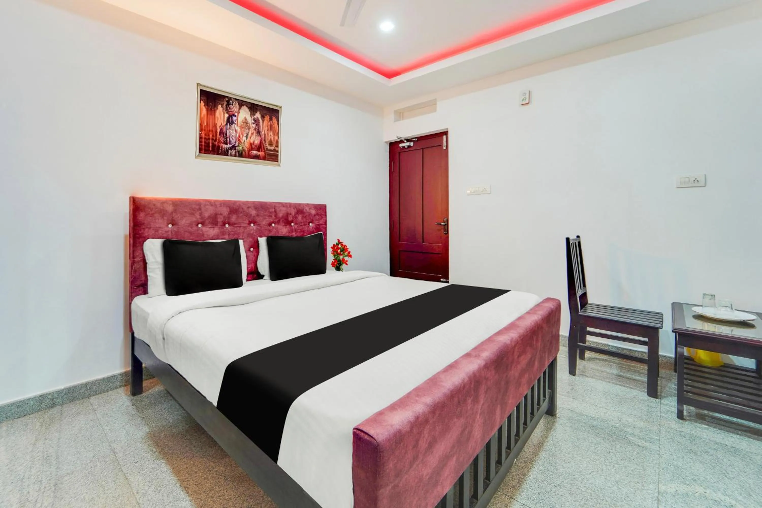 Bedroom, Bed in Hotel O Aluva Town