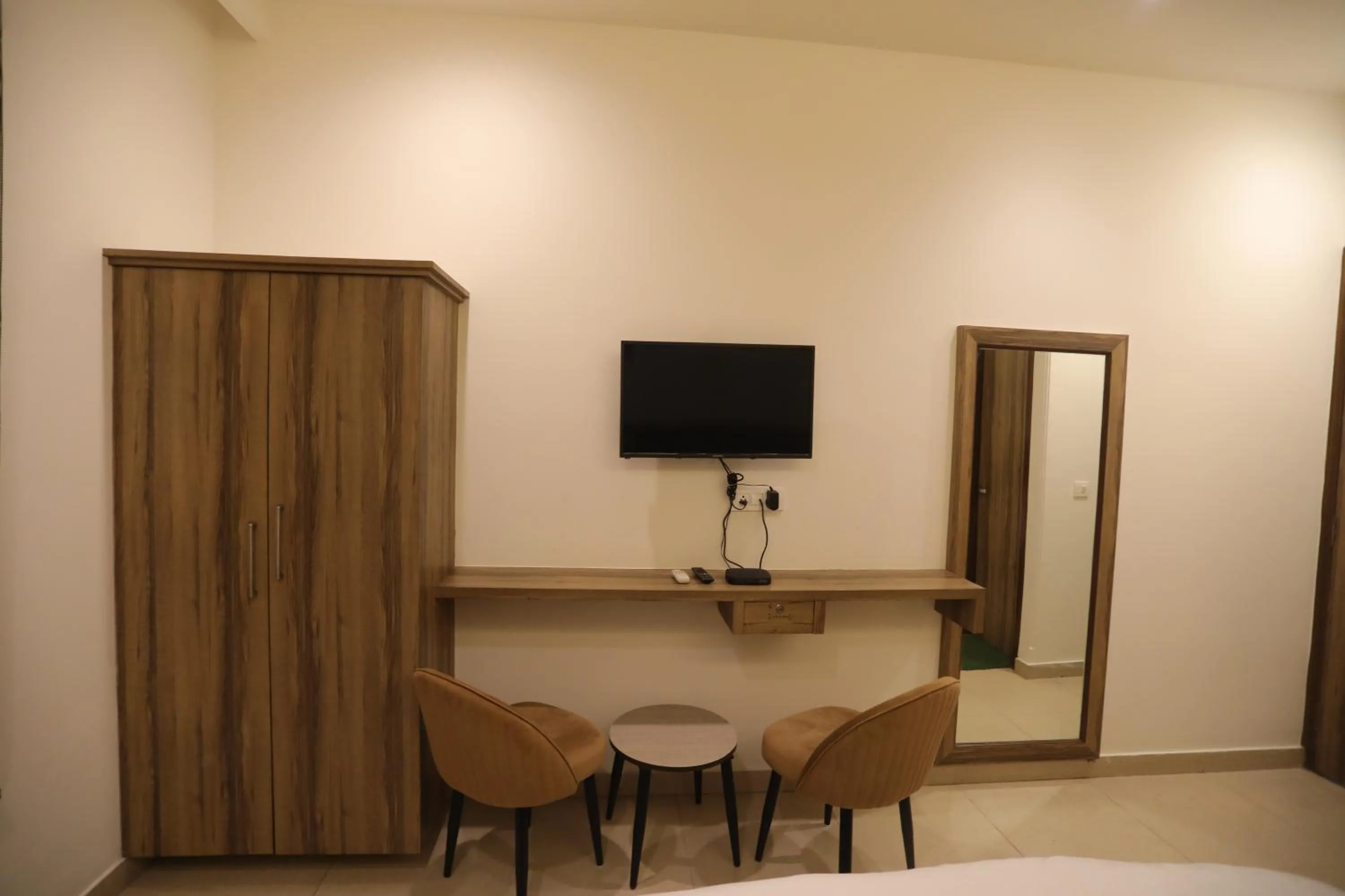 TV and multimedia in Hotel Red Sapphire