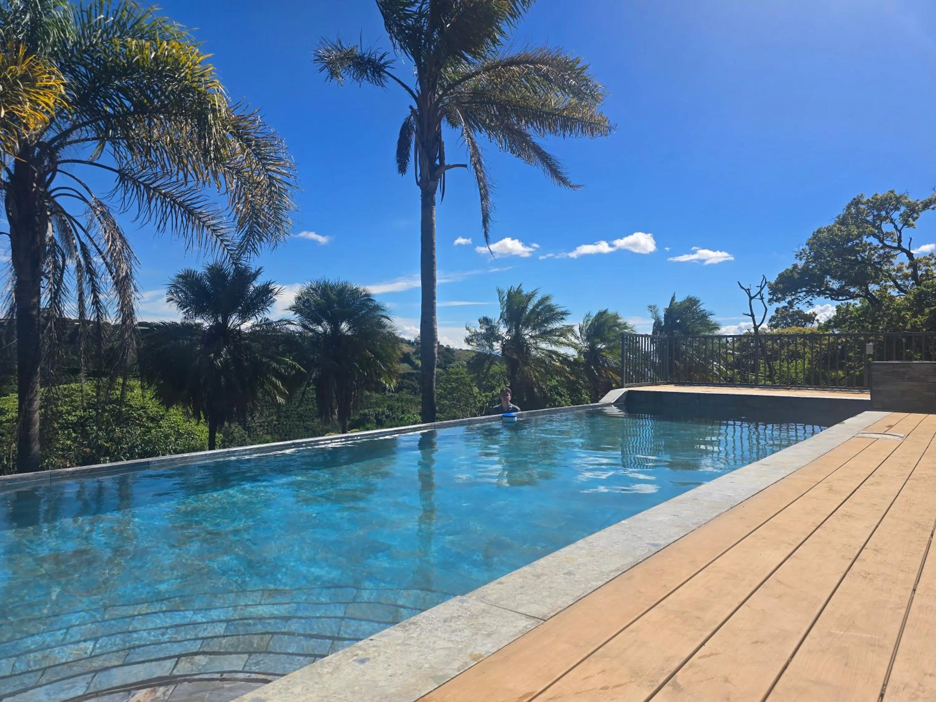 Swimming pool in Hotel Mango Valley