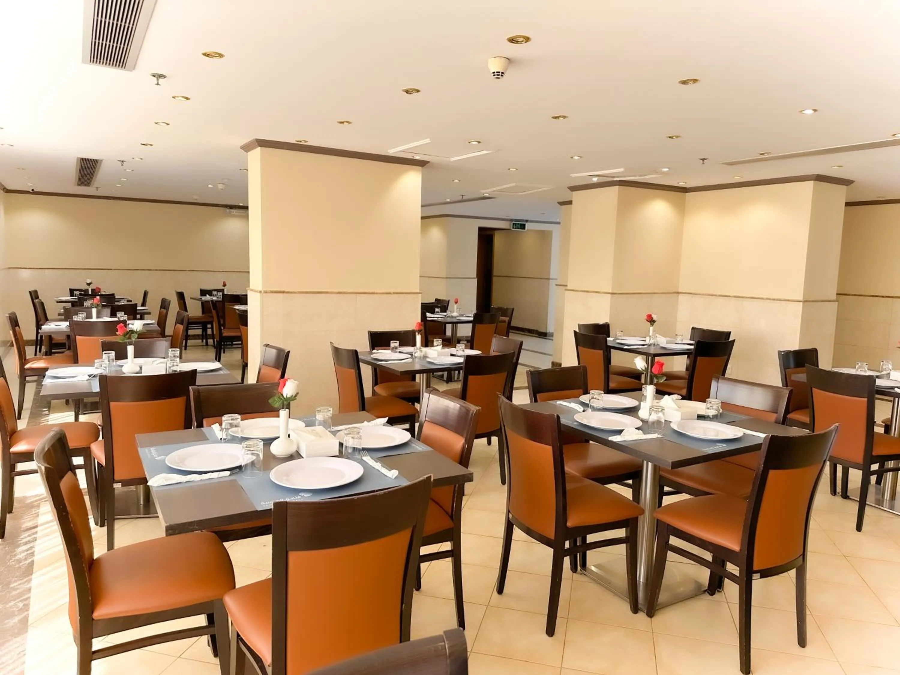 Restaurant/places to eat in Al Massa Bader Hotel