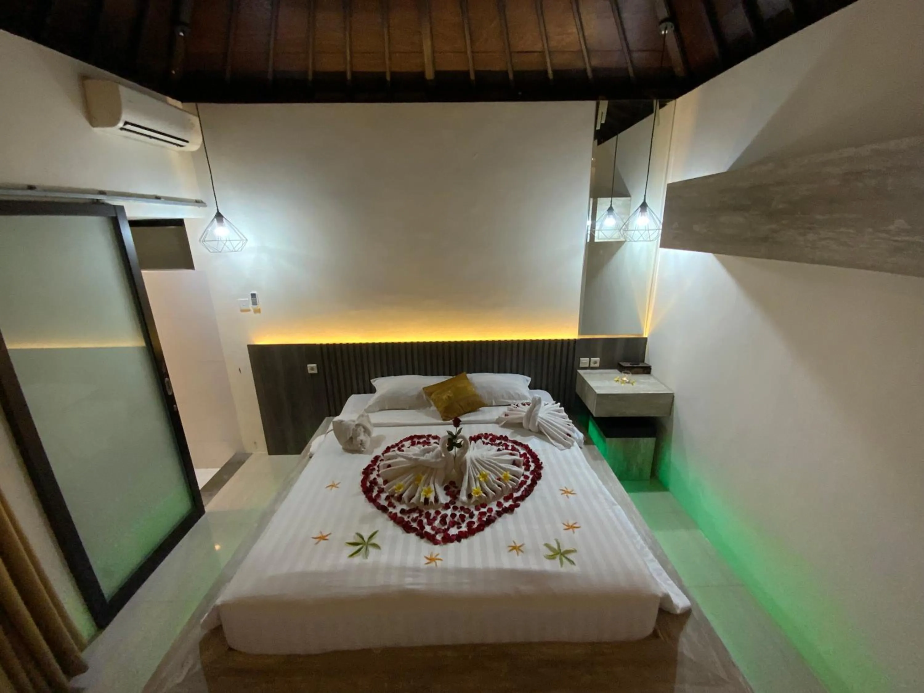 Bed in Bali Elephants Boutique Villa