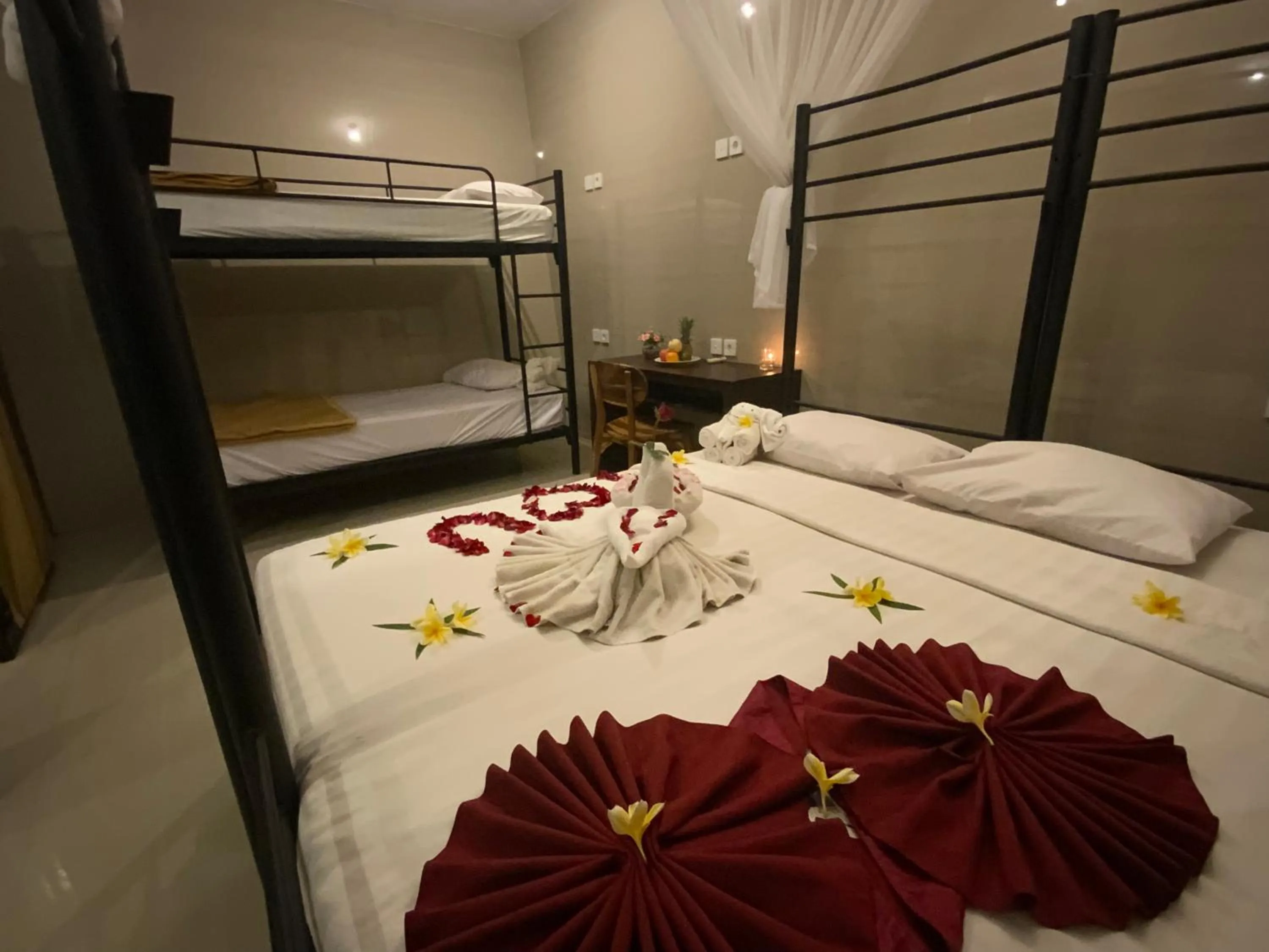 Bed in Bali Golden Elephant Boutique Villa