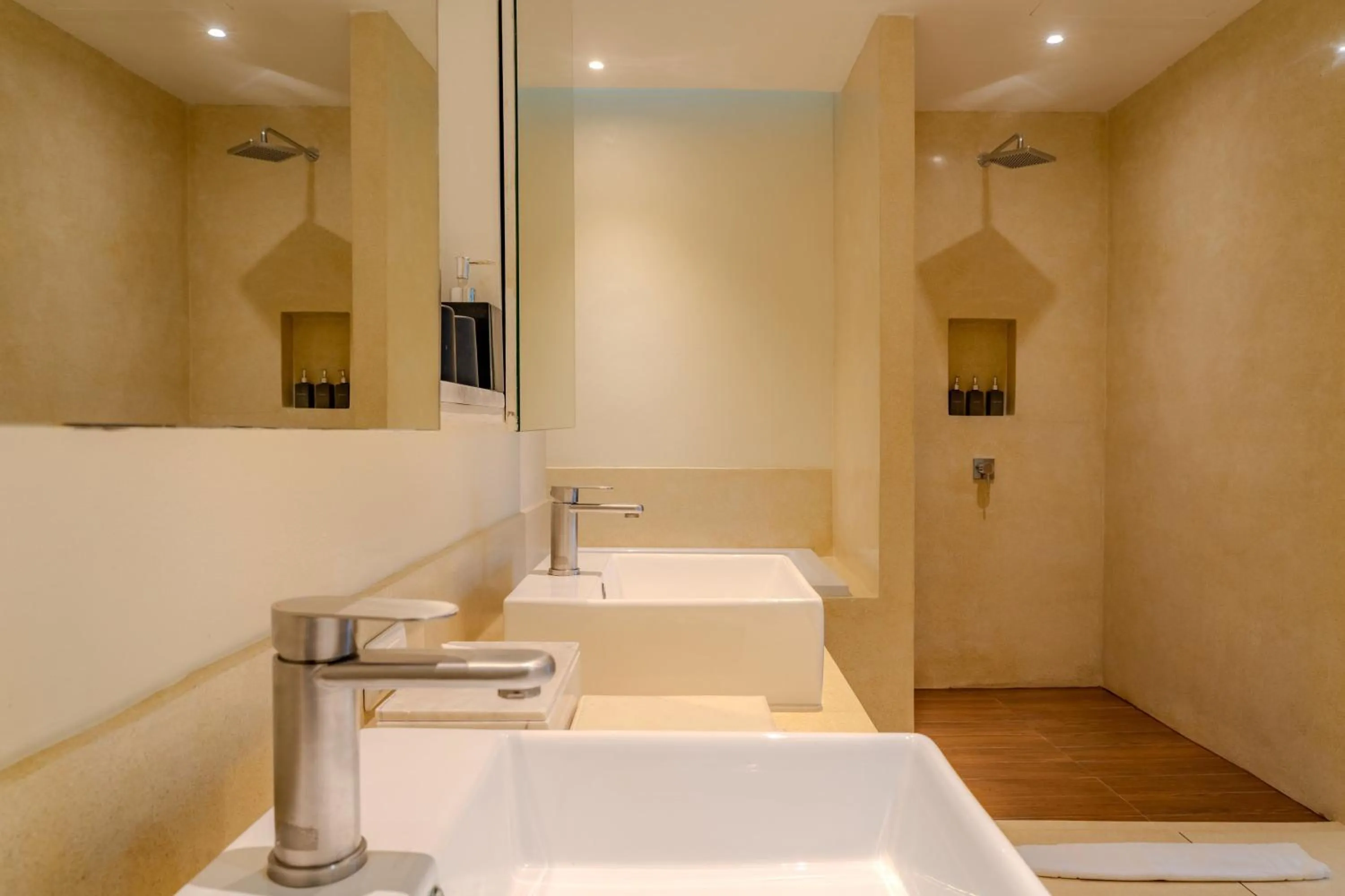 Bathroom in The Anda Mani Khaolak Beachfront Villas - Adult only