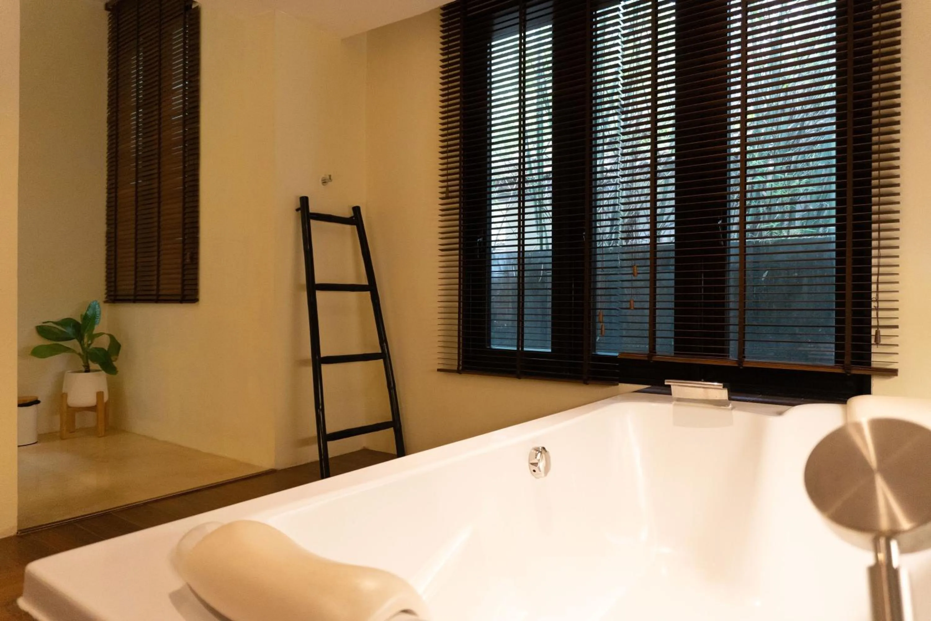 Bathroom, Bed in The Anda Mani Khaolak Beachfront Villas - Adult only