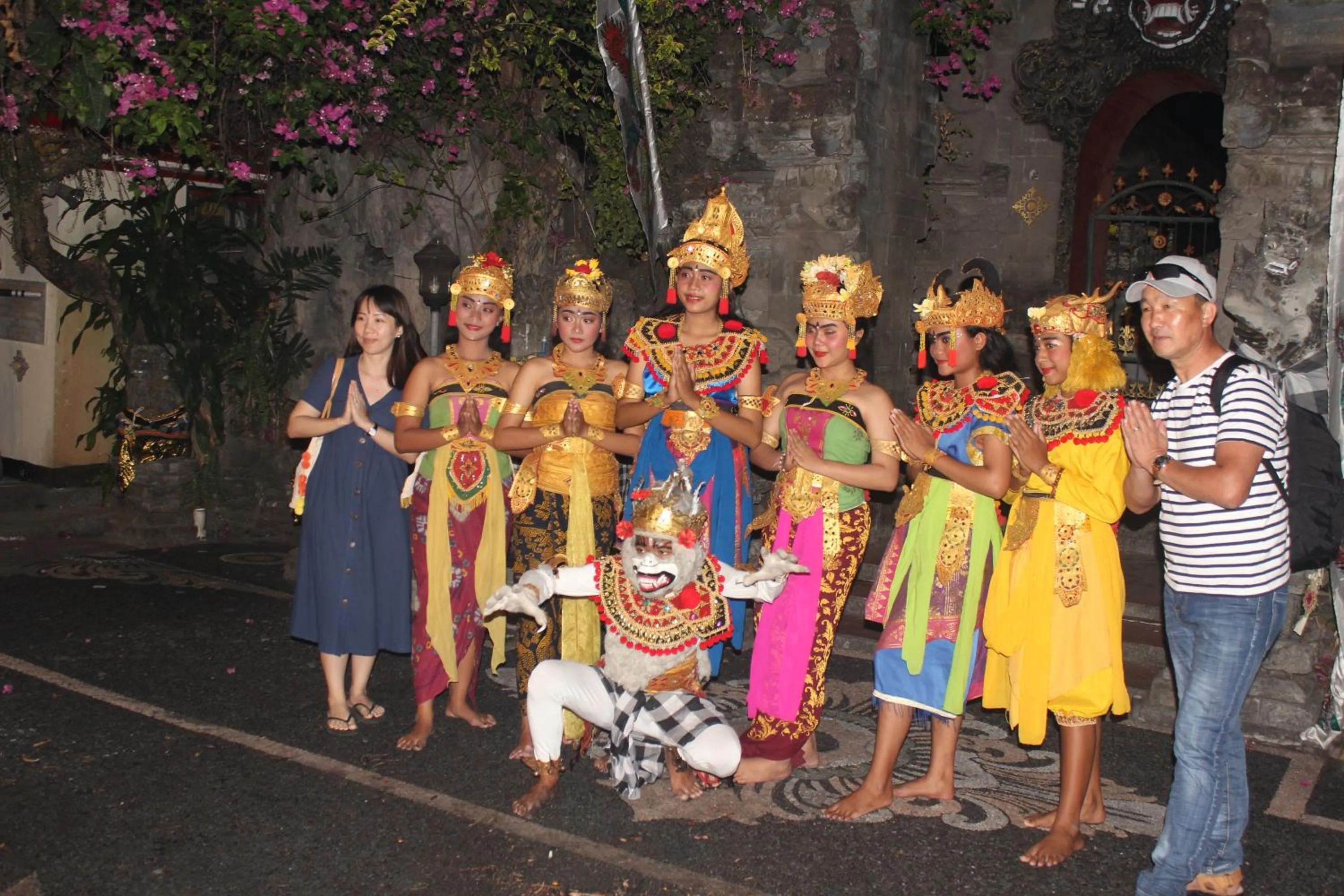Evening entertainment in Dewi Sinta Hotel and Restaurant