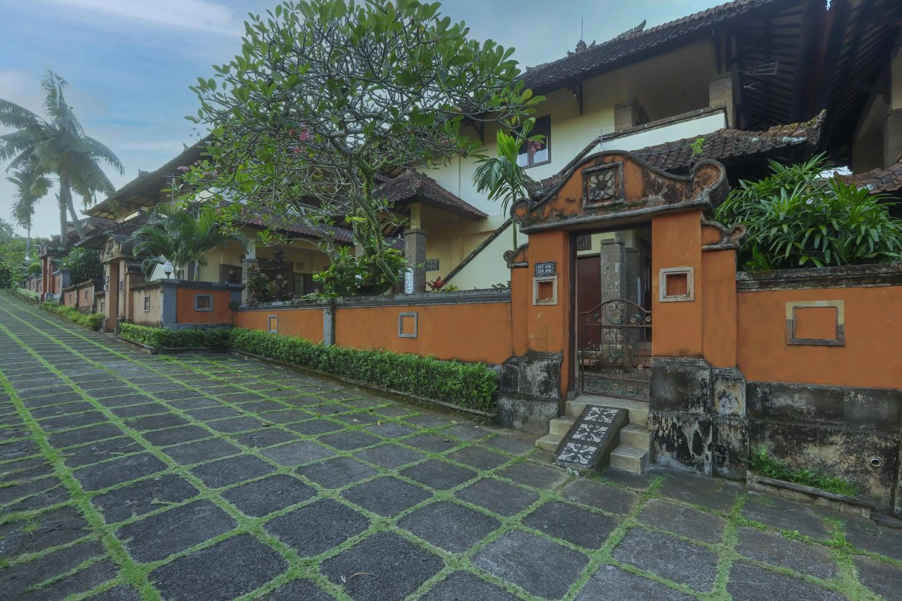 Property building in Dewi Sinta Hotel and Restaurant