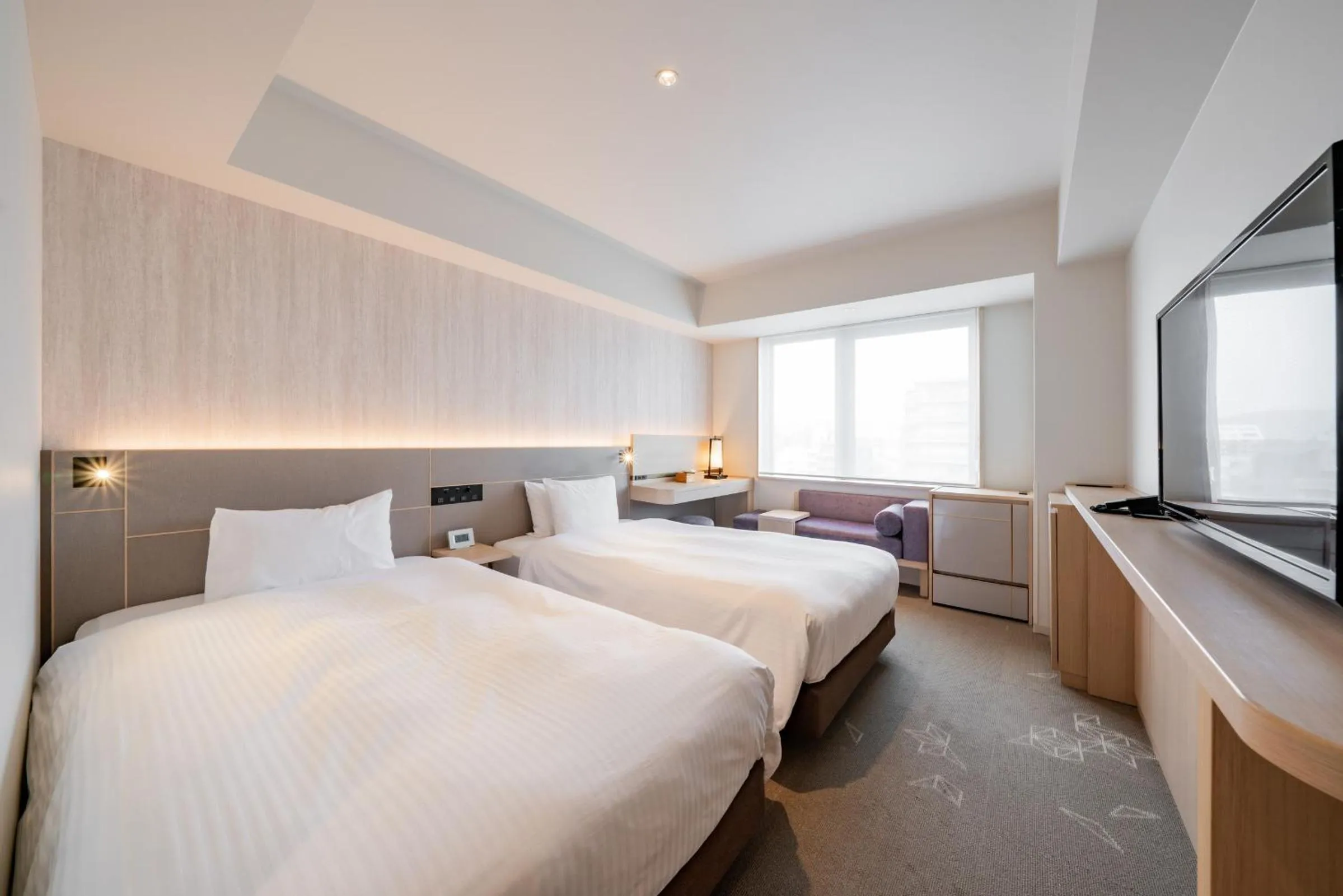 Photo of the whole room, Bed in Keio Prelia Hotel Kyoto Karasuma-Gojo