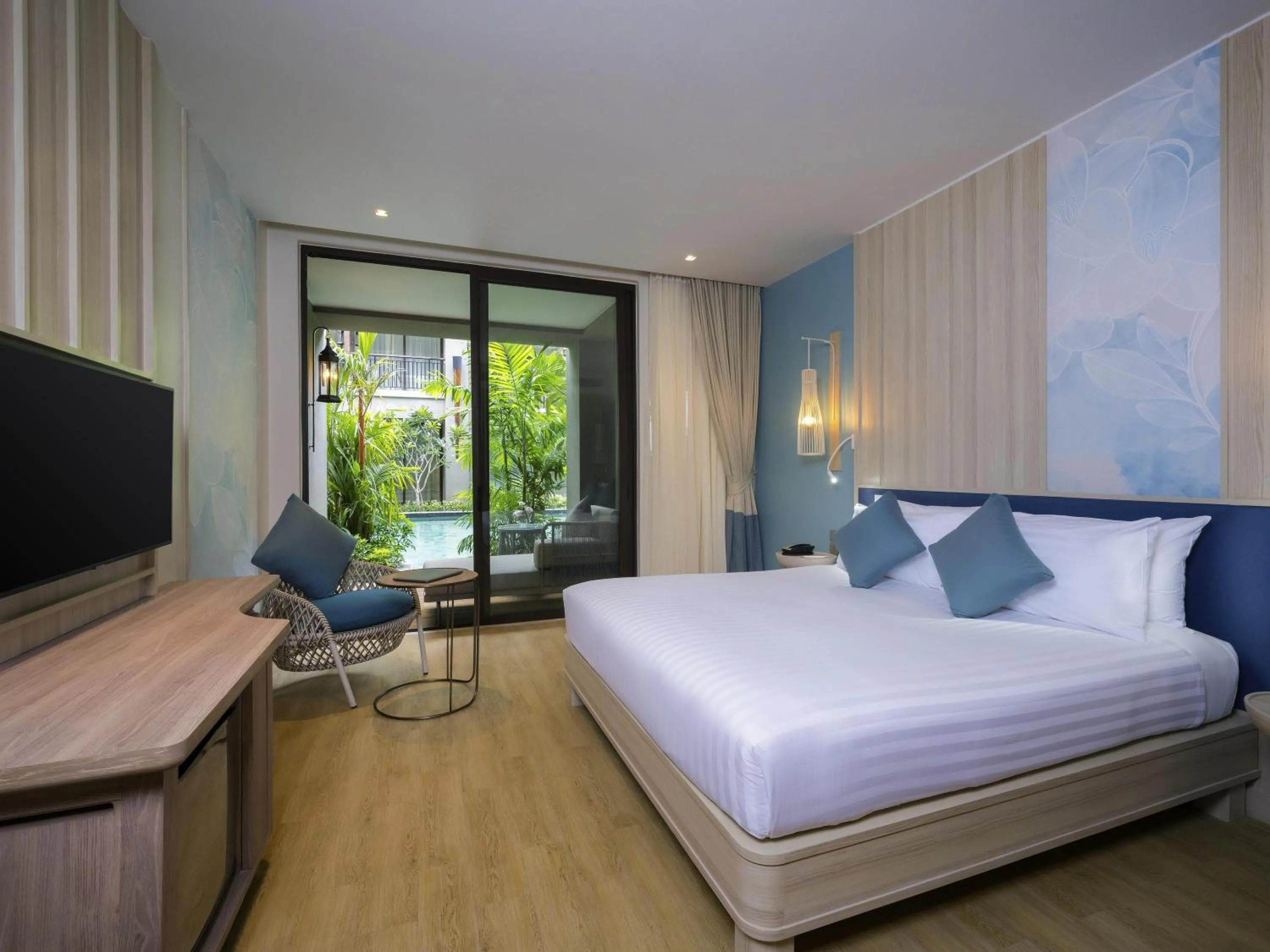 Deluxe Double Room with Pool Access - Beach Side in Mercure Samui Chaweng Tana