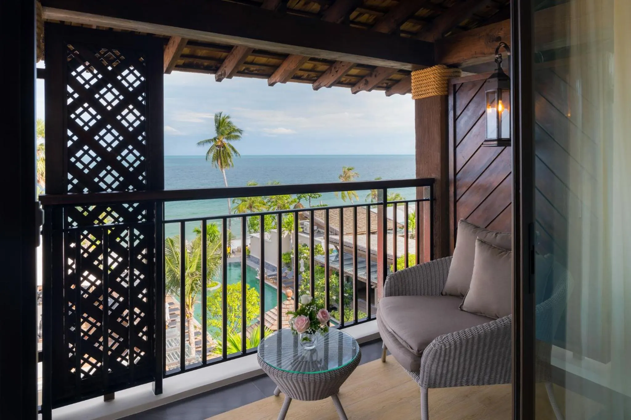 Balcony/Terrace in Mercure Samui Chaweng Tana