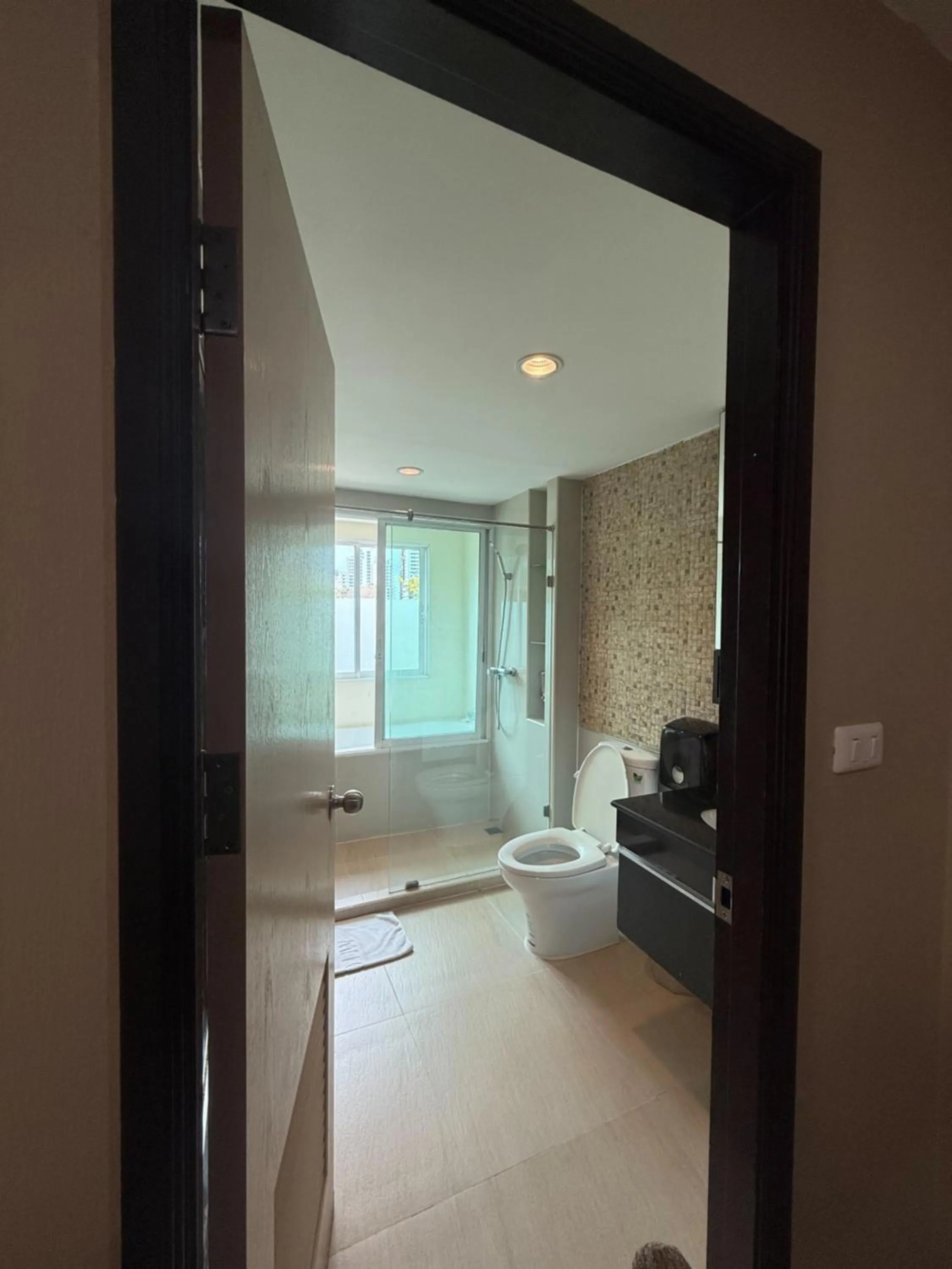 Greenview Ekkamai10 Suite