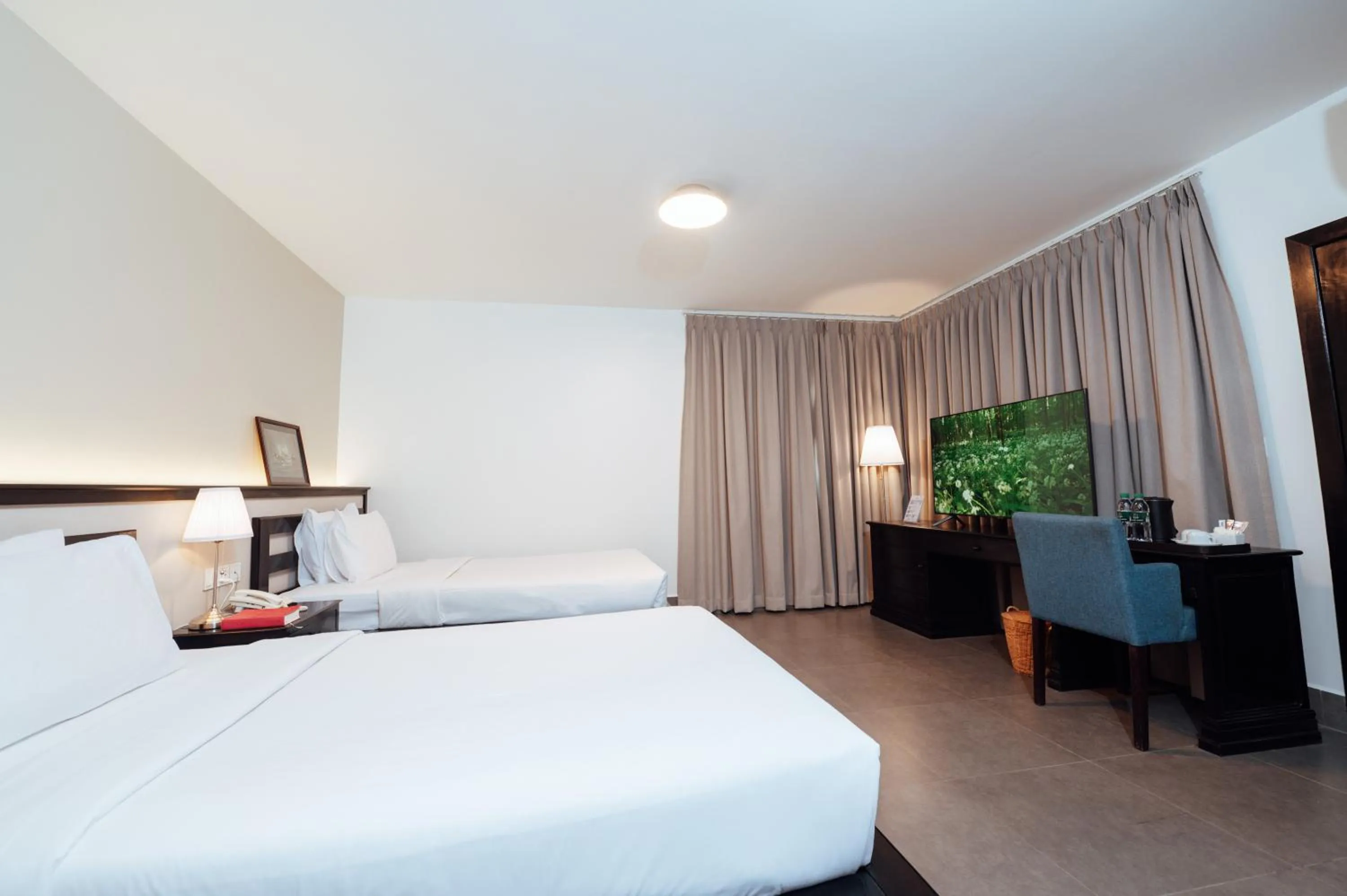 Bedroom, Bed in Cambodian Country Club