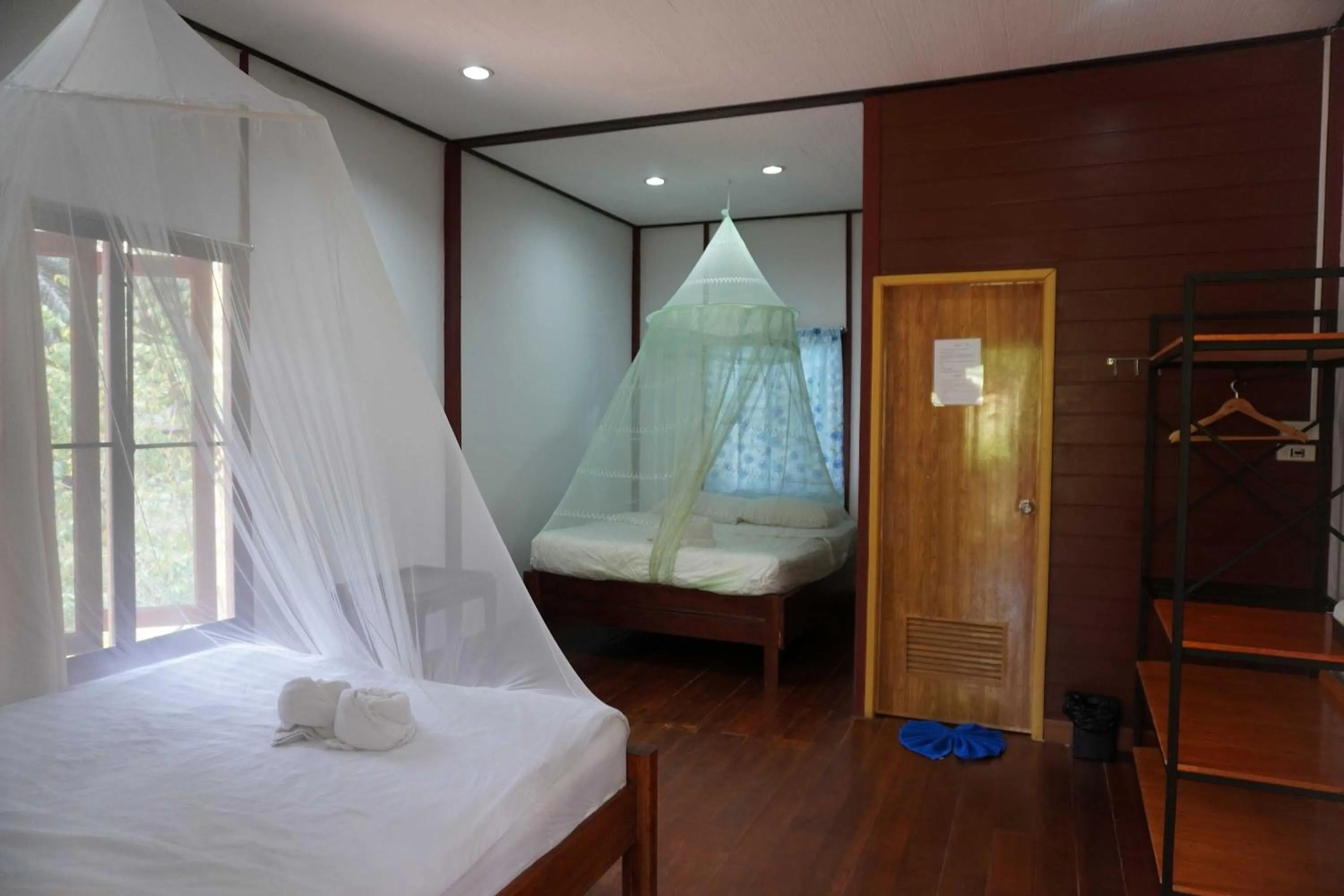 Bedroom, Bed in Khao Sok Palmview Resort