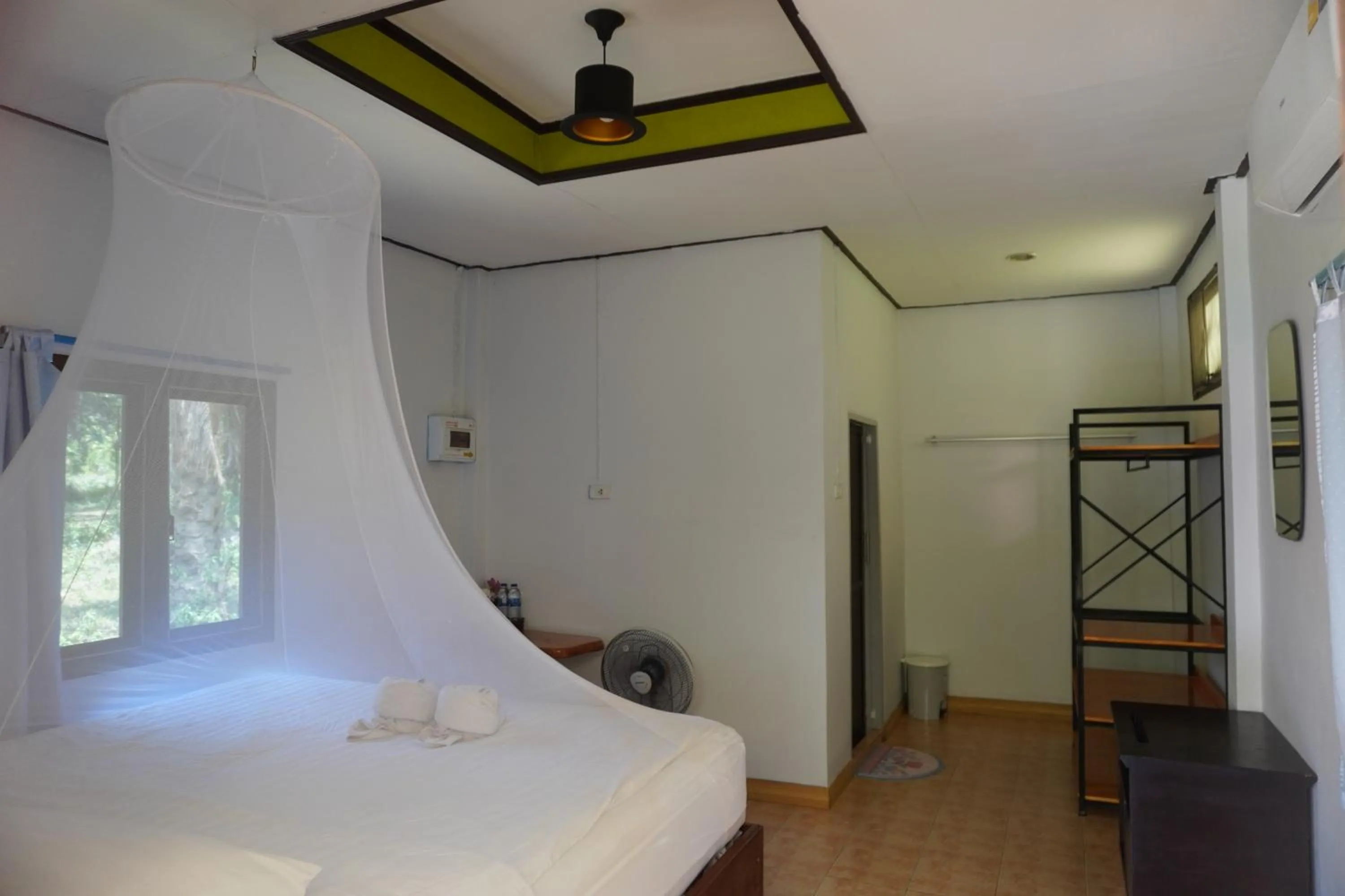 Bedroom, Bed in Khao Sok Palmview Resort