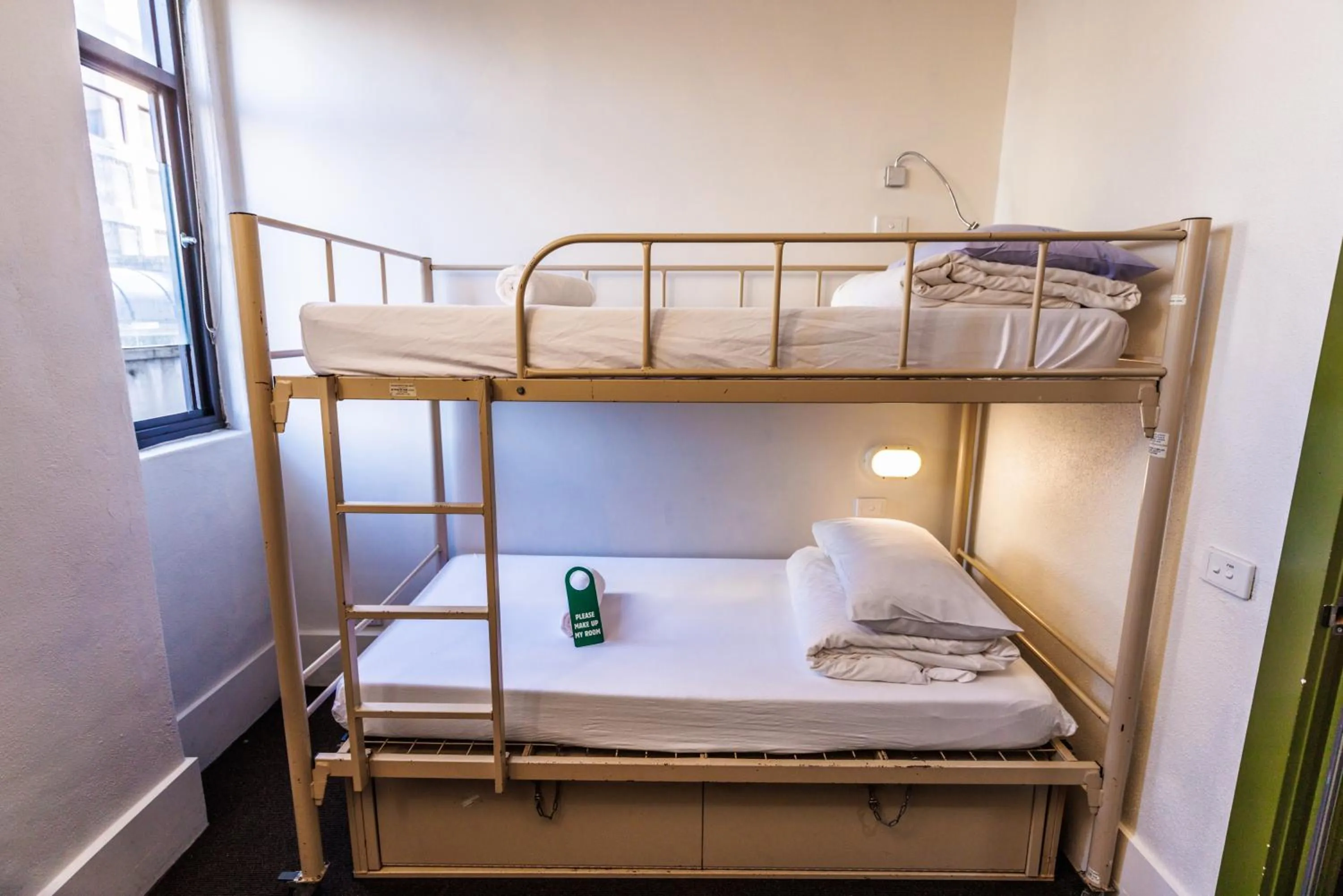 Bedroom, Bed in YHA Melbourne Central