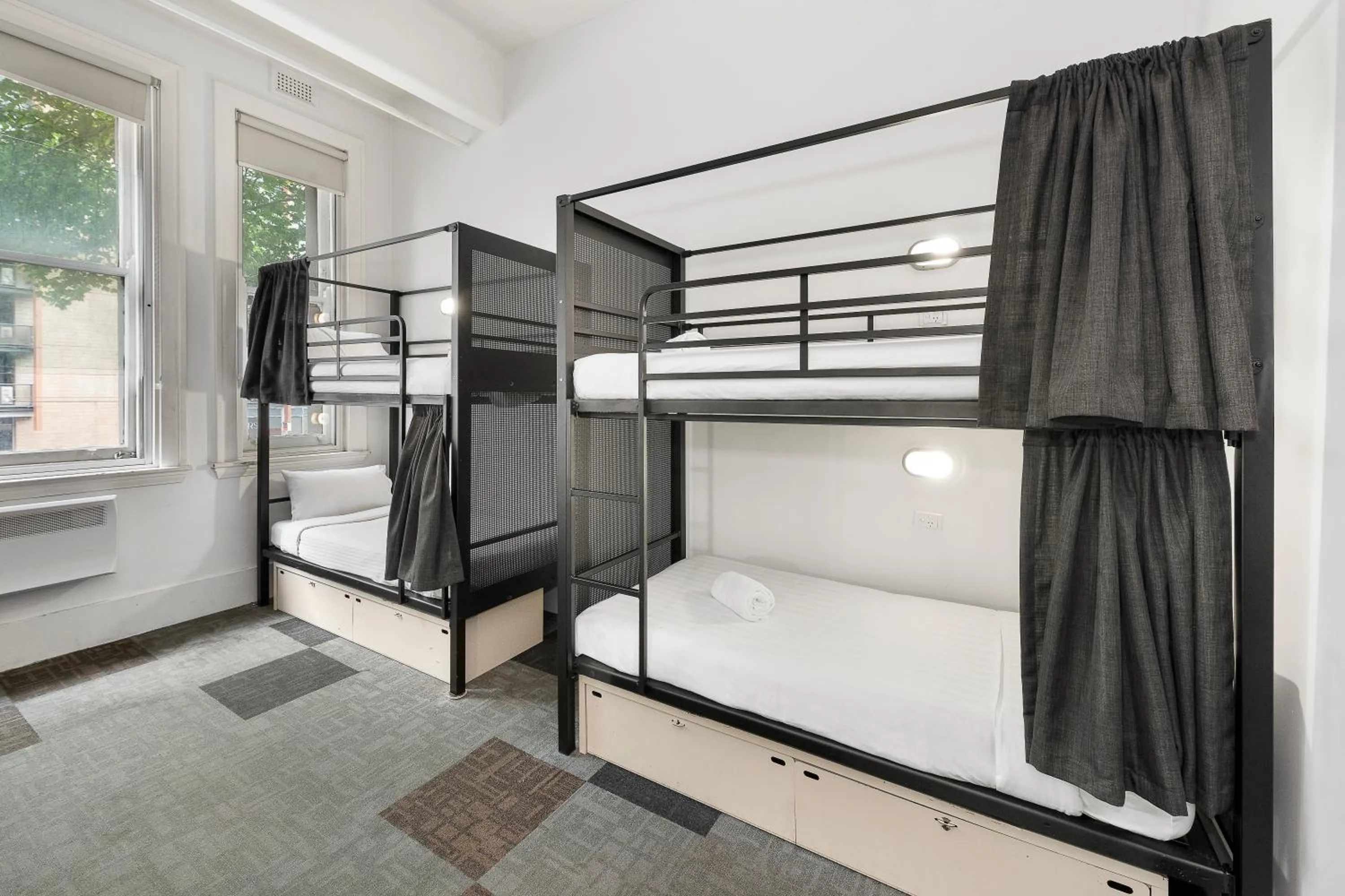 Bedroom, Bed in YHA Melbourne Central