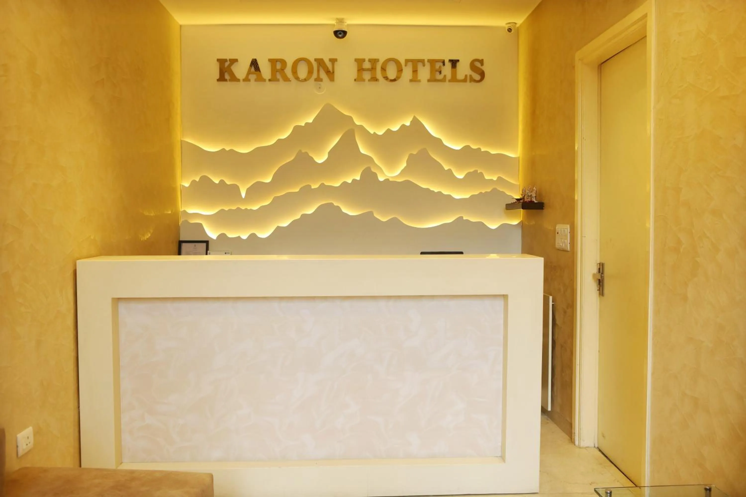 Property building in Karon Hotels - Lajpat Nagar