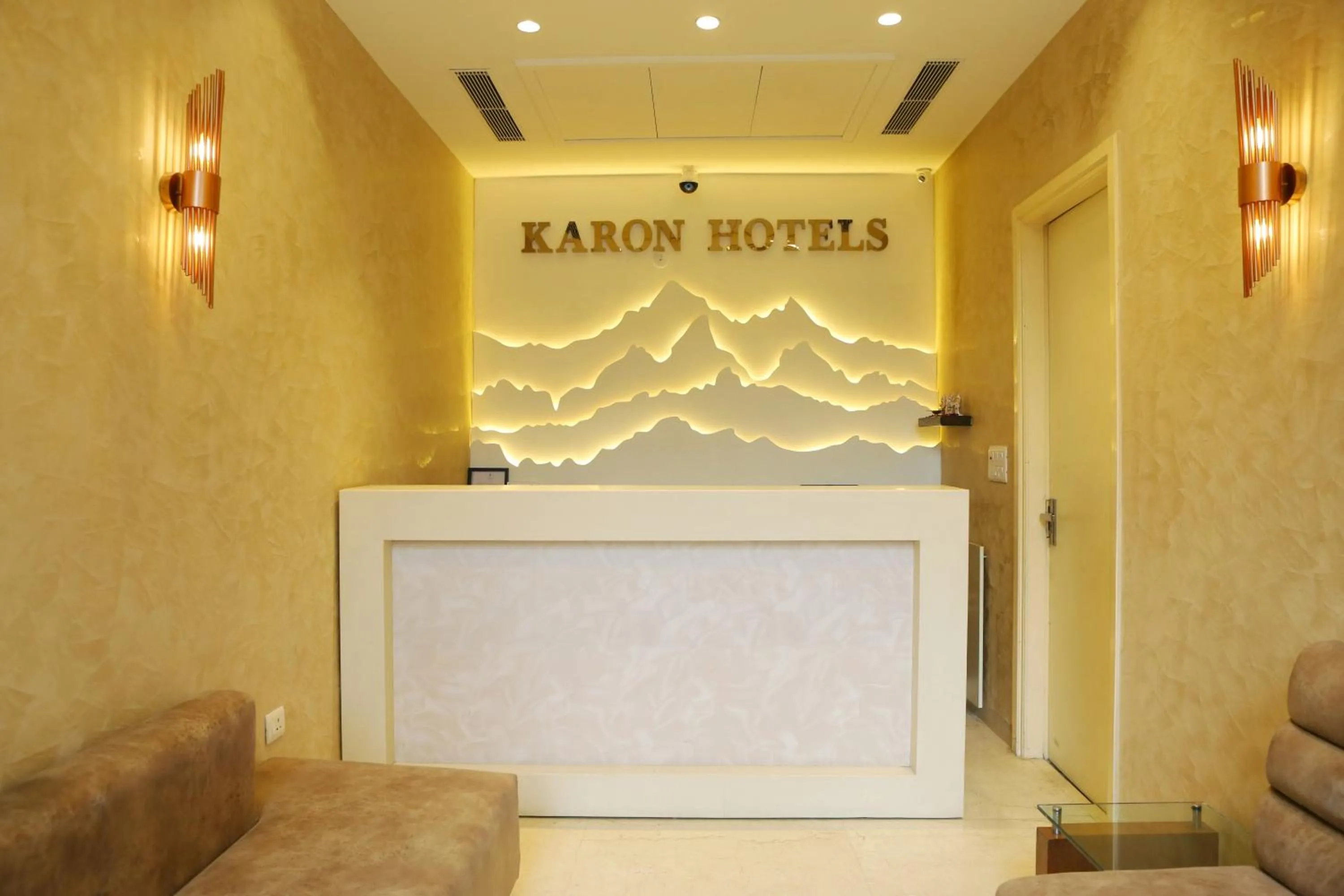 Lobby or reception in Karon Hotels - Lajpat Nagar