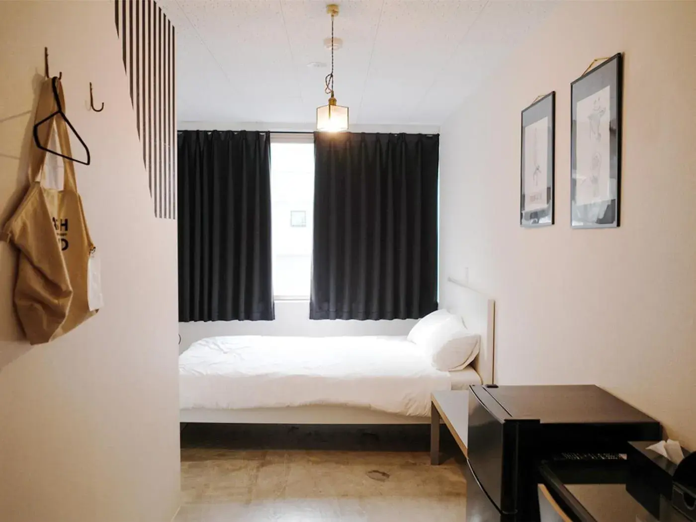 Double Room with Shared Bathroom in waves nakameguro Double Room with Shared Bathroom in waves nakameguro