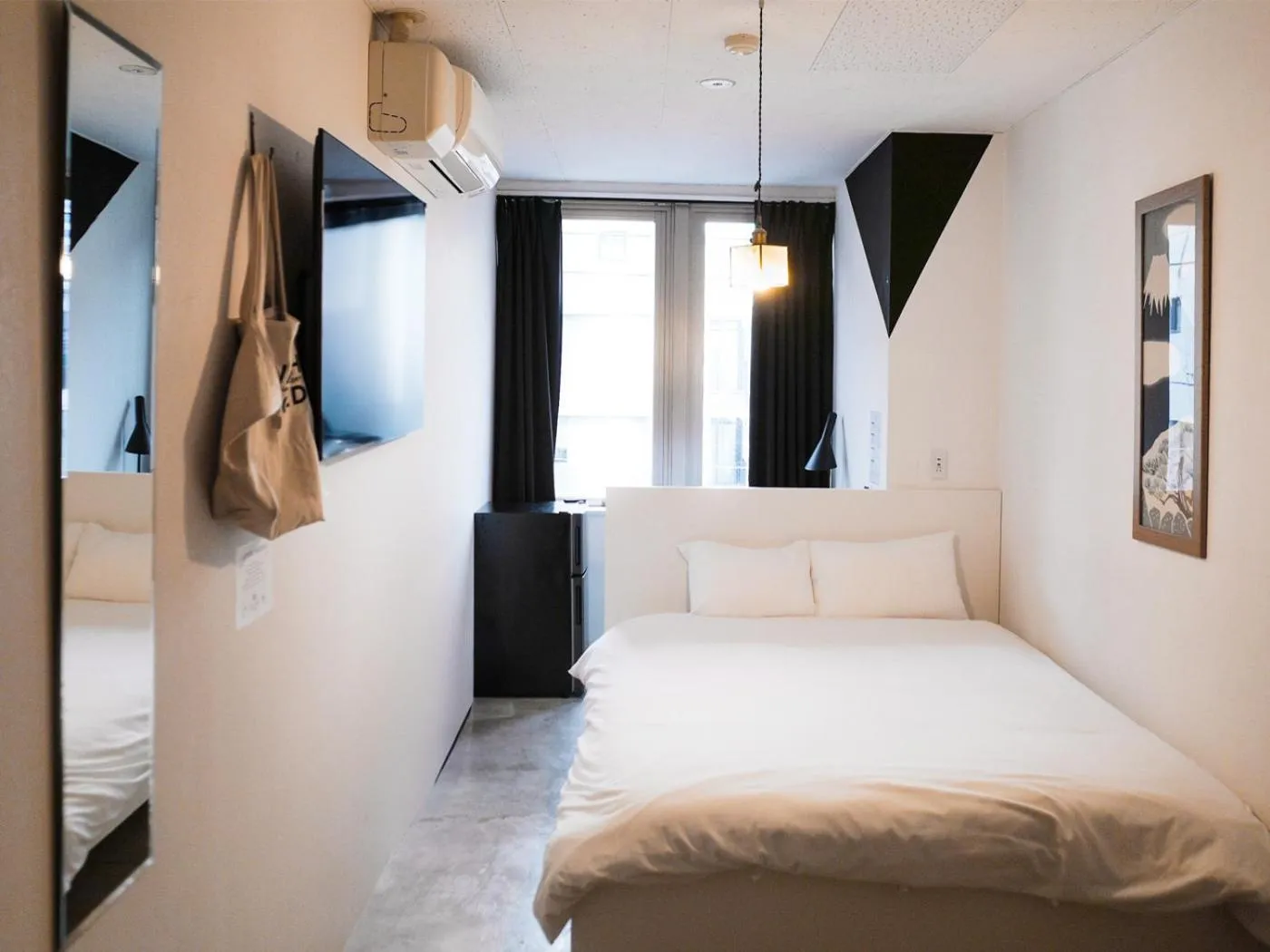 Bed in waves nakameguro