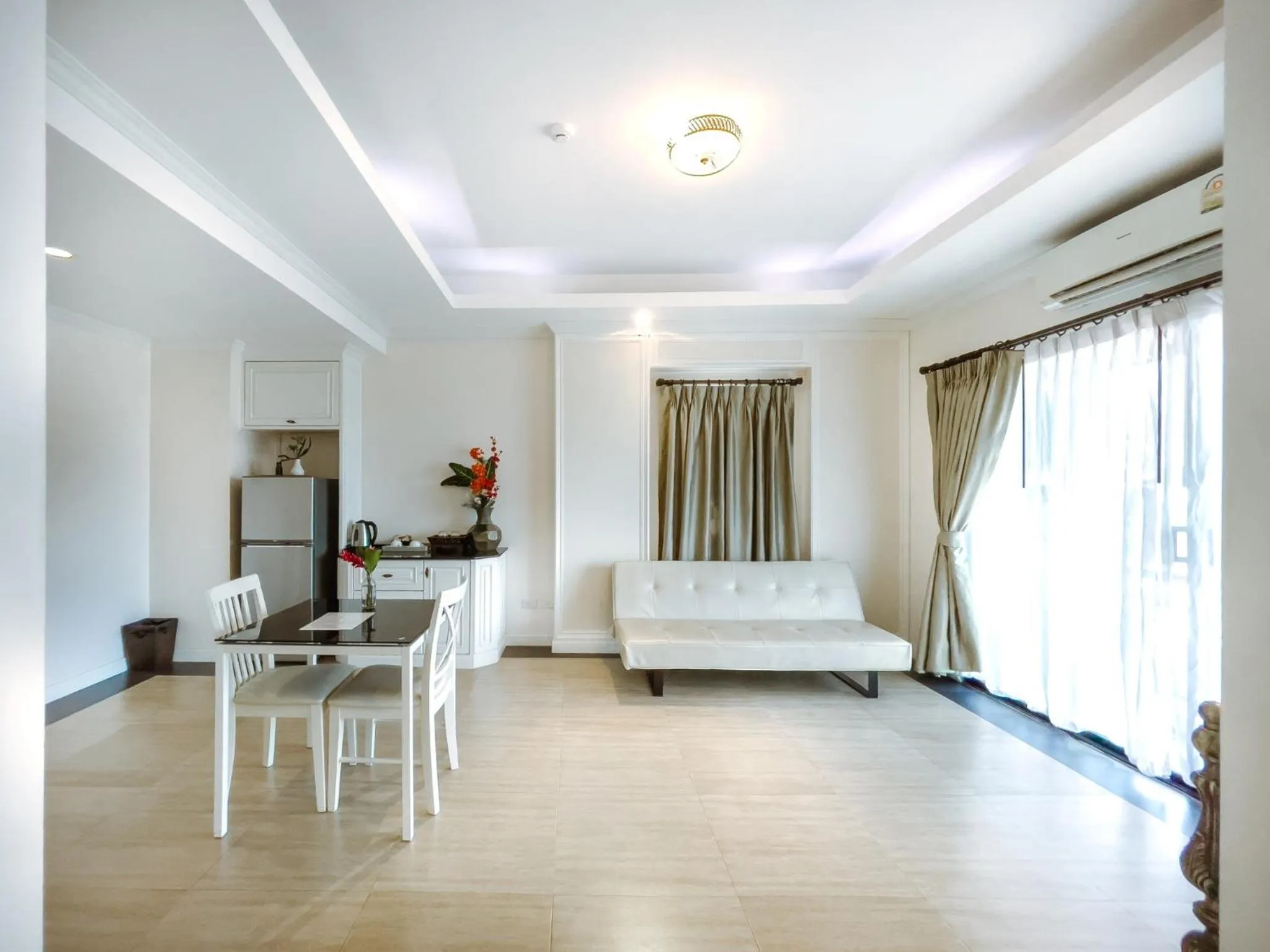 Bed in Royal Nakhara Hotel and Convention Centre