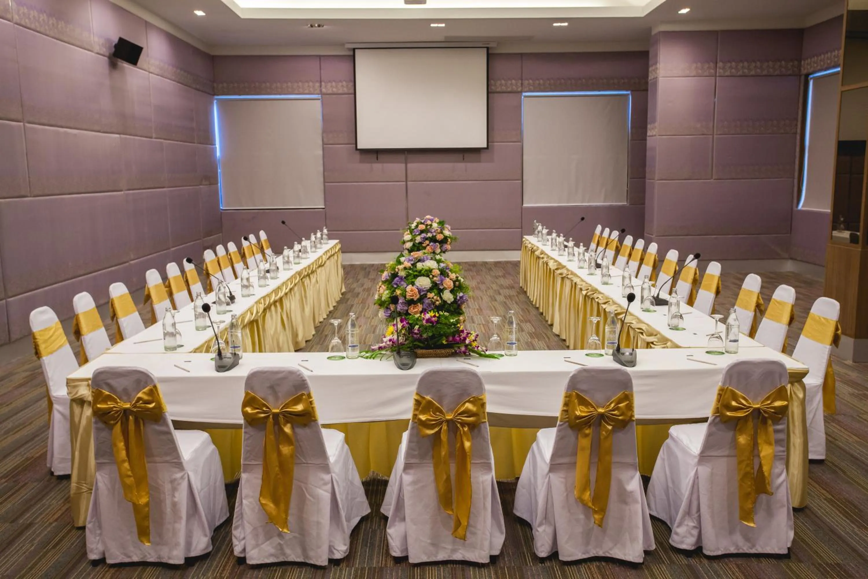 Meeting/conference room in Royal Nakhara Hotel and Convention Centre