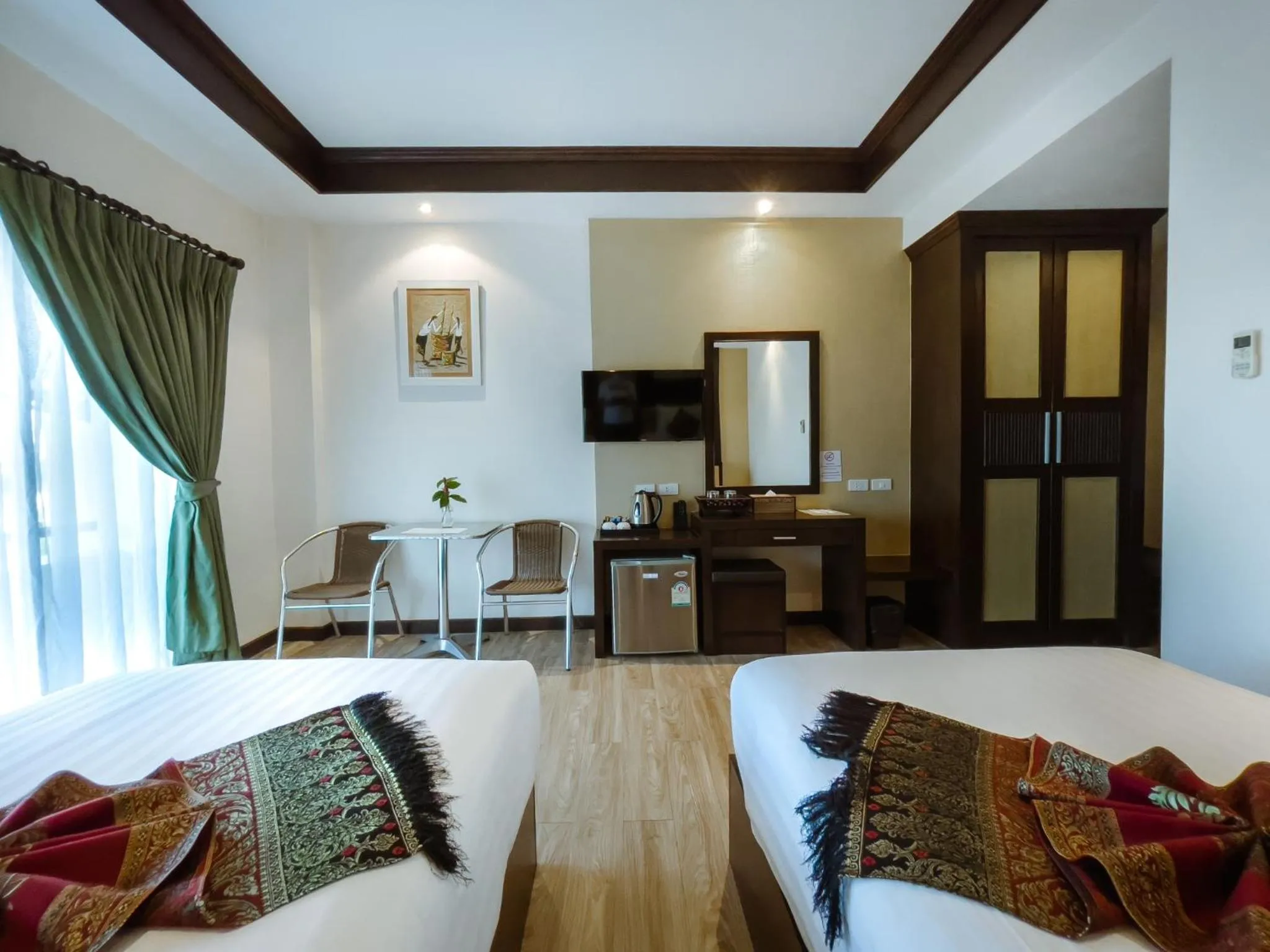 Royal Nakhara Hotel and Convention Centre