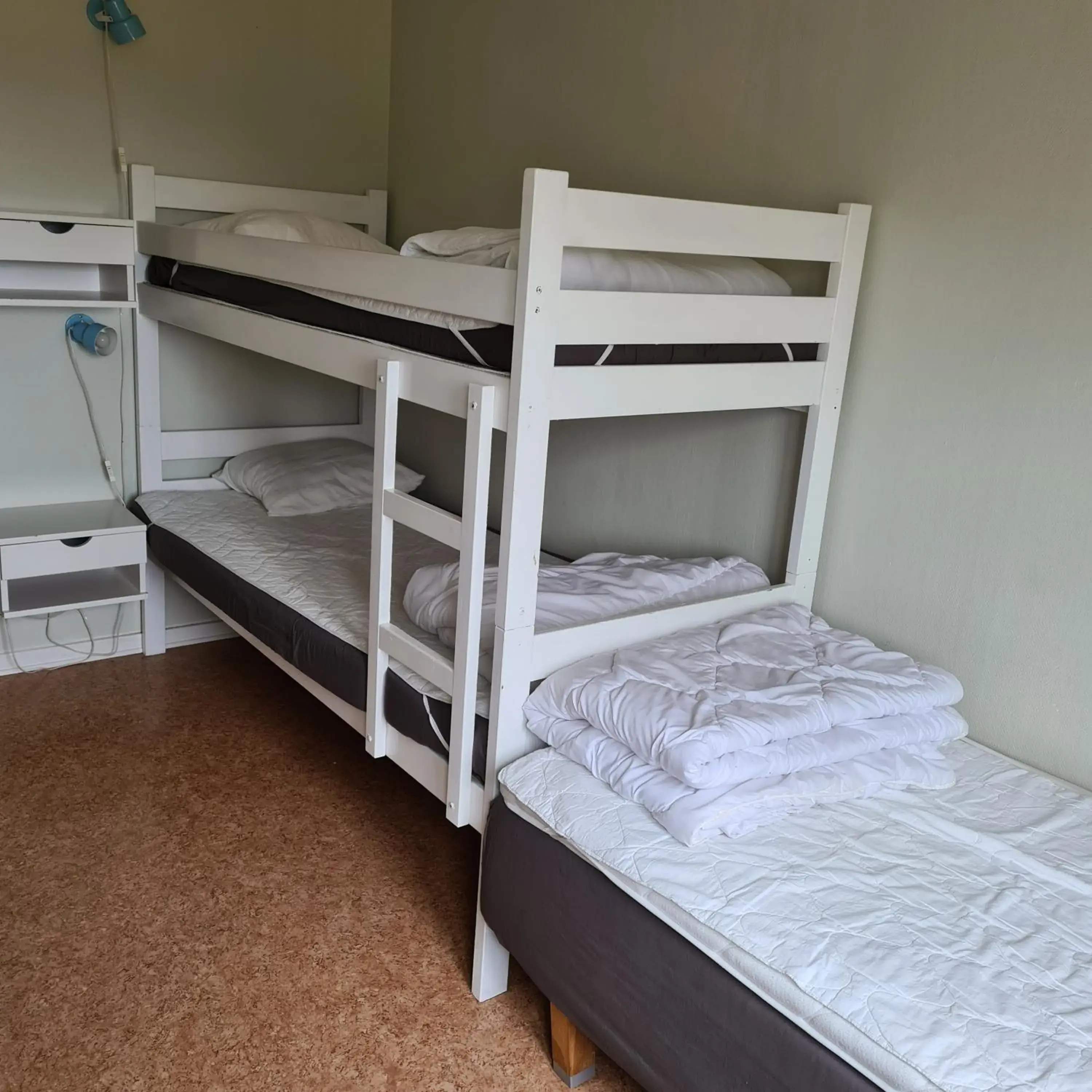 Triple Room in Kronobergshed vandrarhem och kursgård Triple Room in Kronobergshed vandrarhem och kursgård