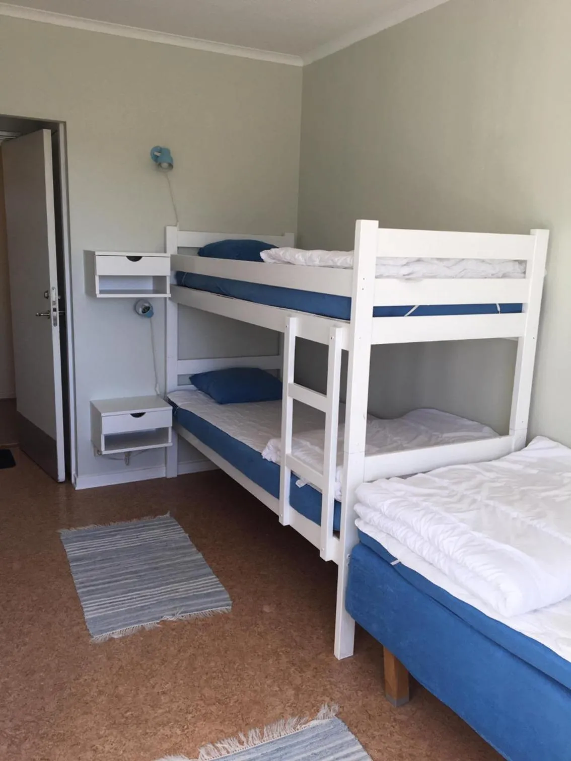 Bed in Kronobergshed vandrarhem och kursgård