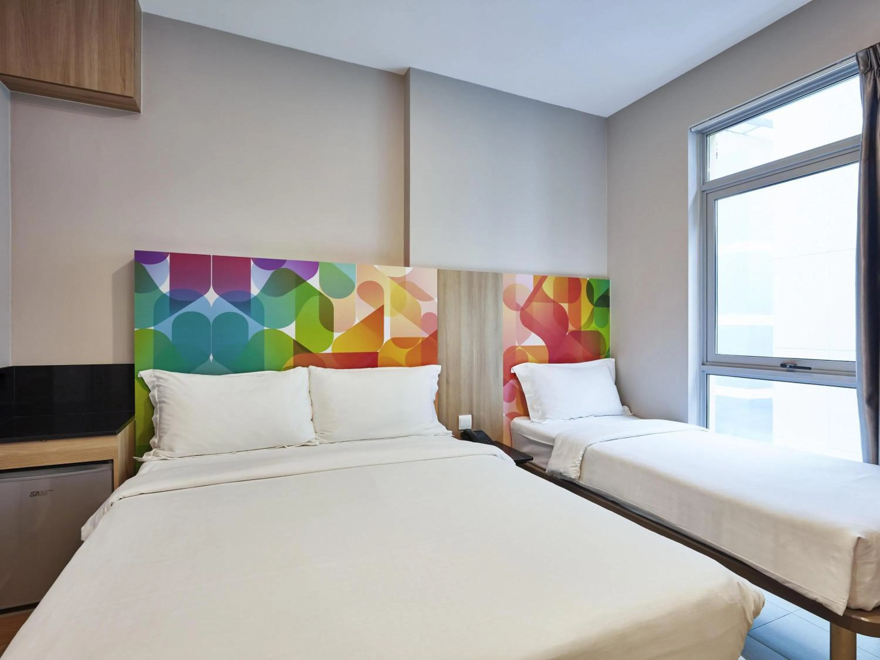 Bedroom, Bed in ibis budget Singapore Clarke Quay