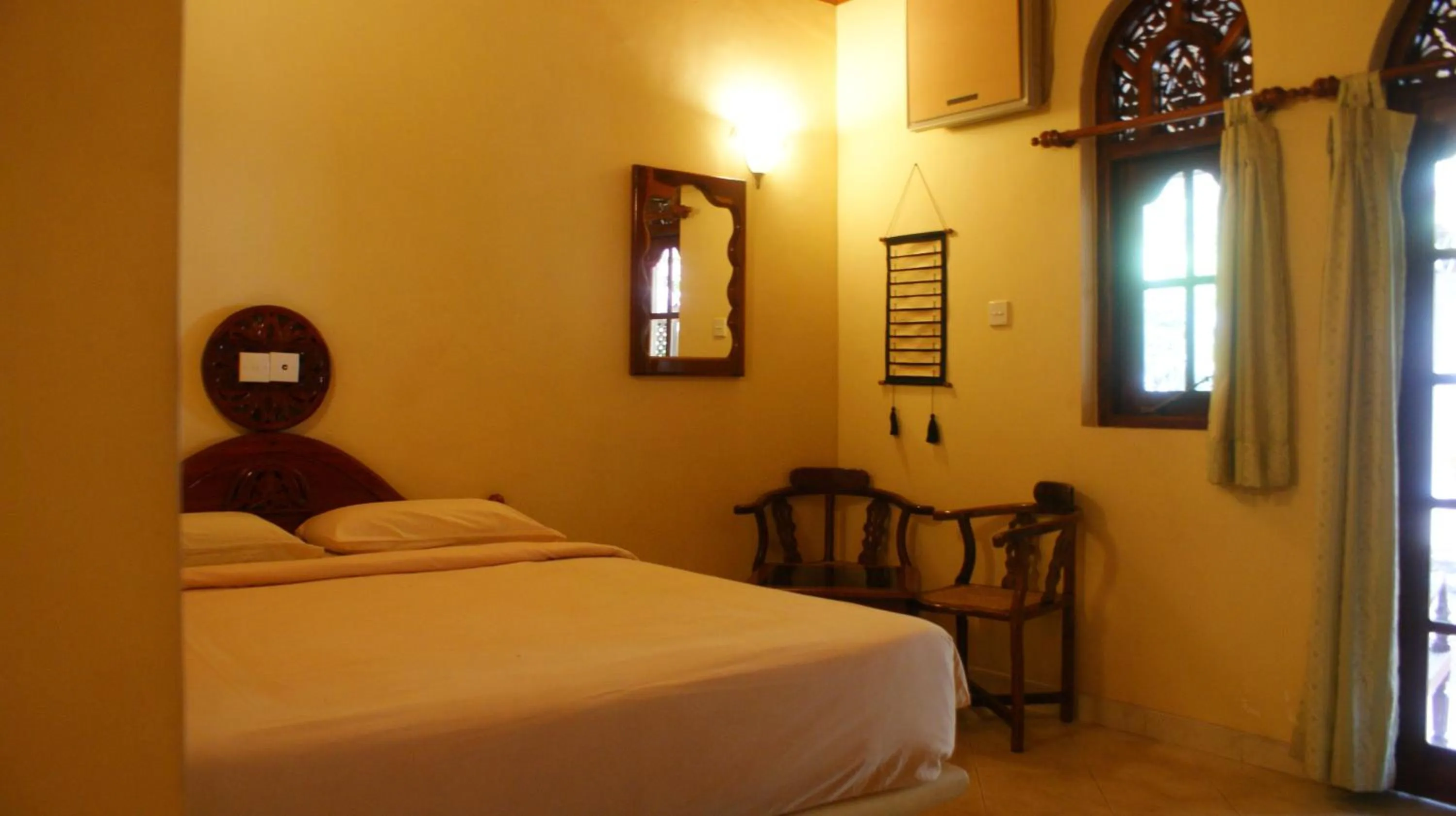 Bed in Dedduwa Boat House