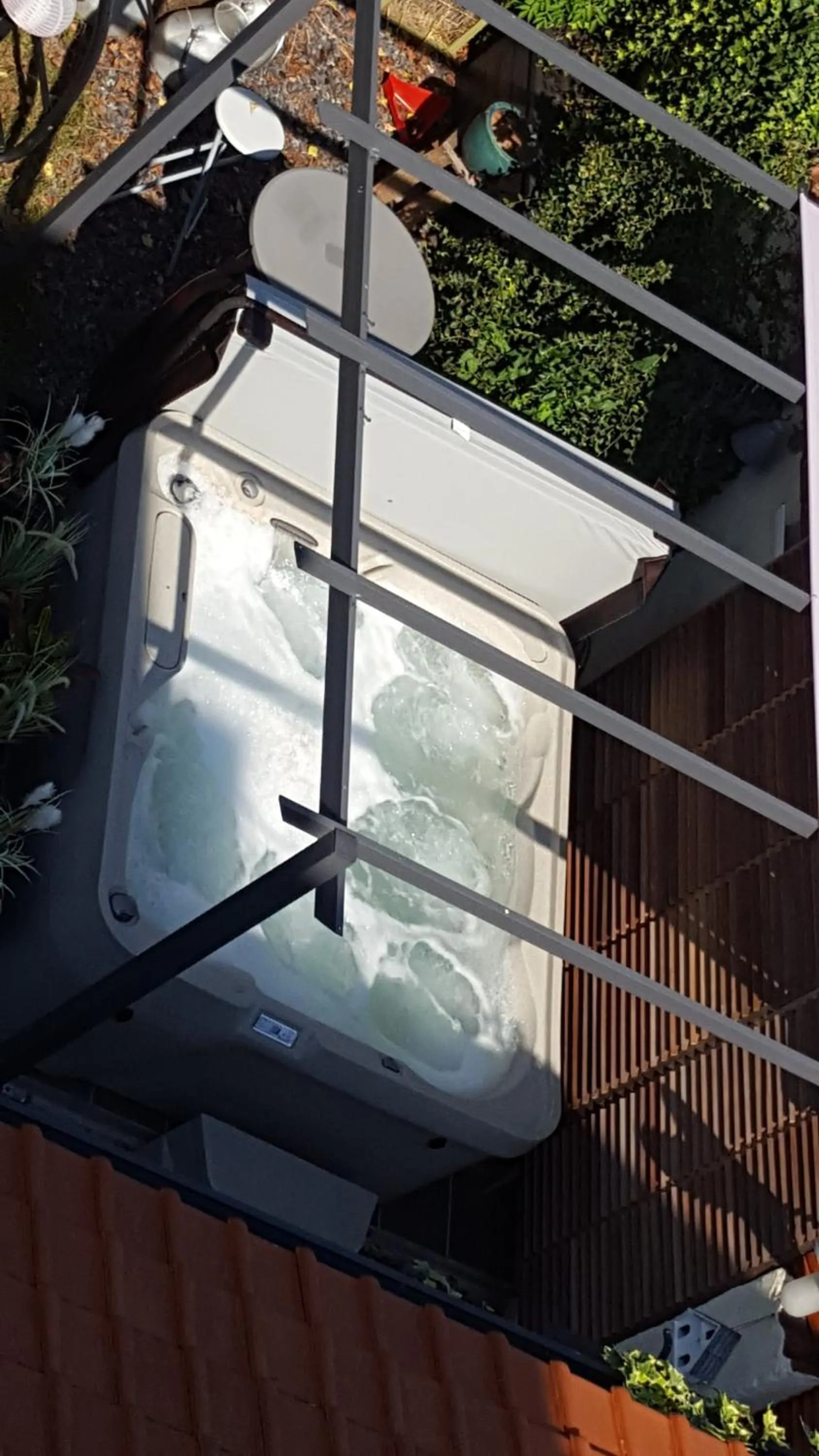 Swimming pool in B&B Le Bonimenteur